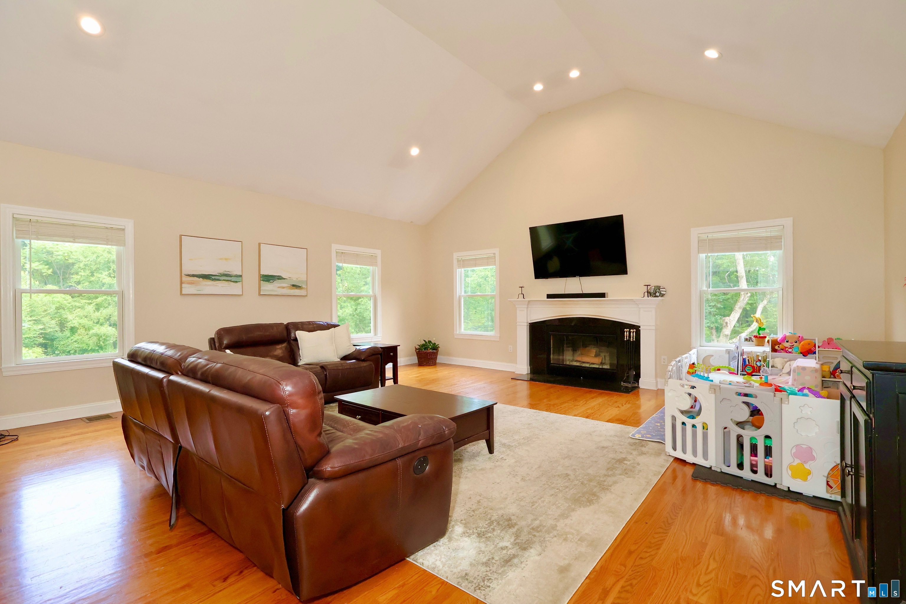 169 Indian Trail Road photo 16