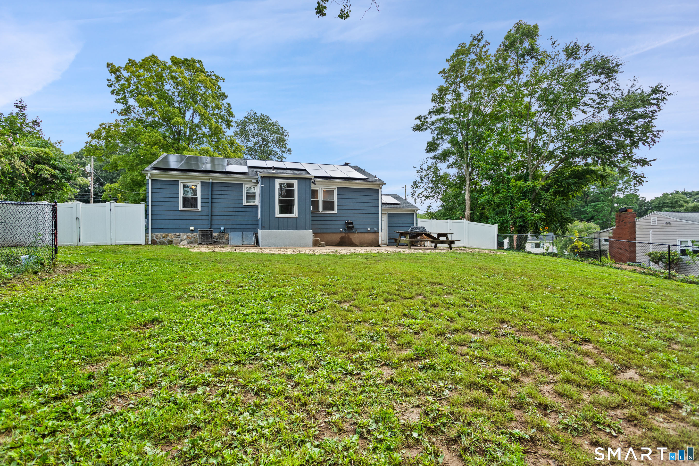 14 Alpine Drive photo 3