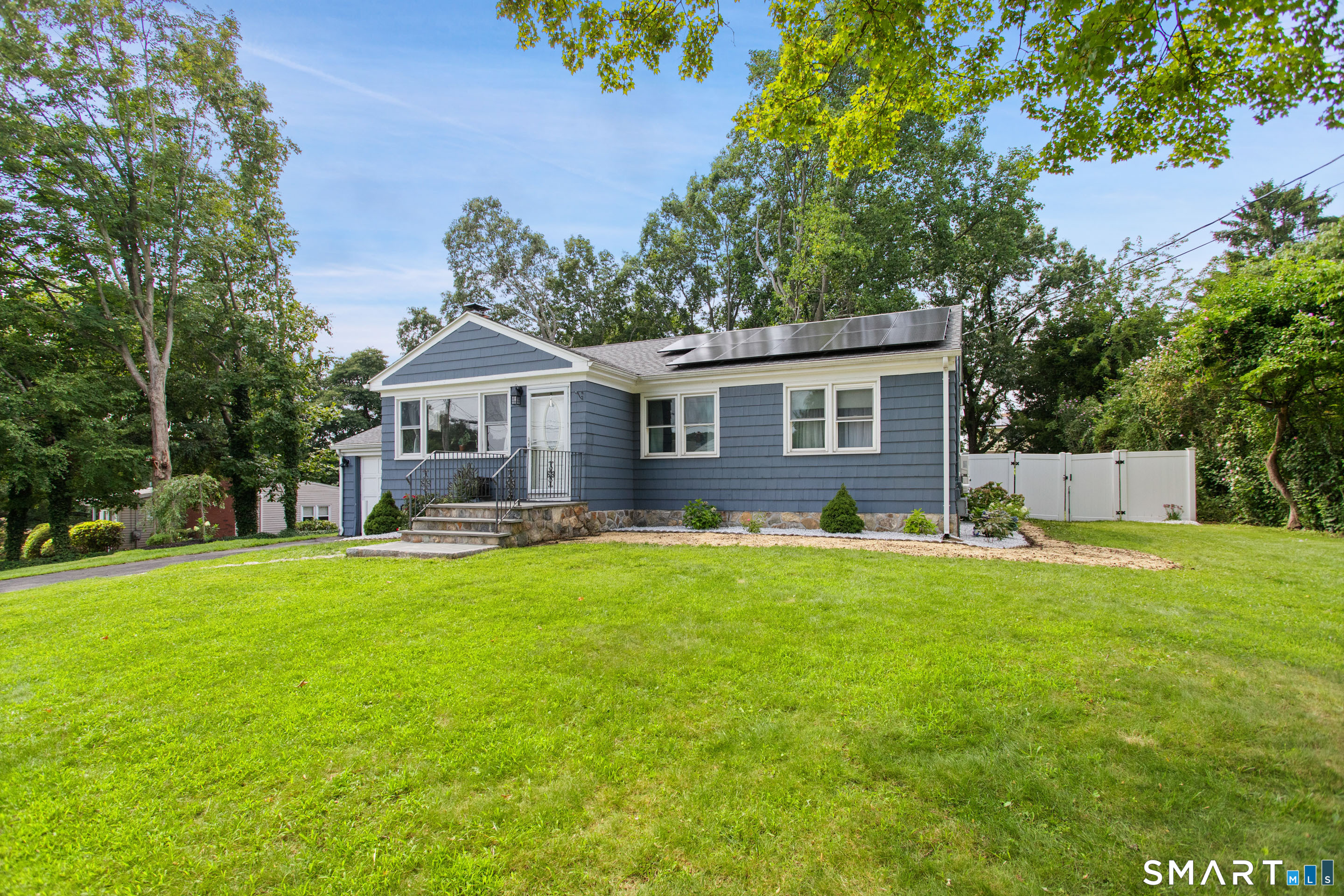 14 Alpine Drive photo 34