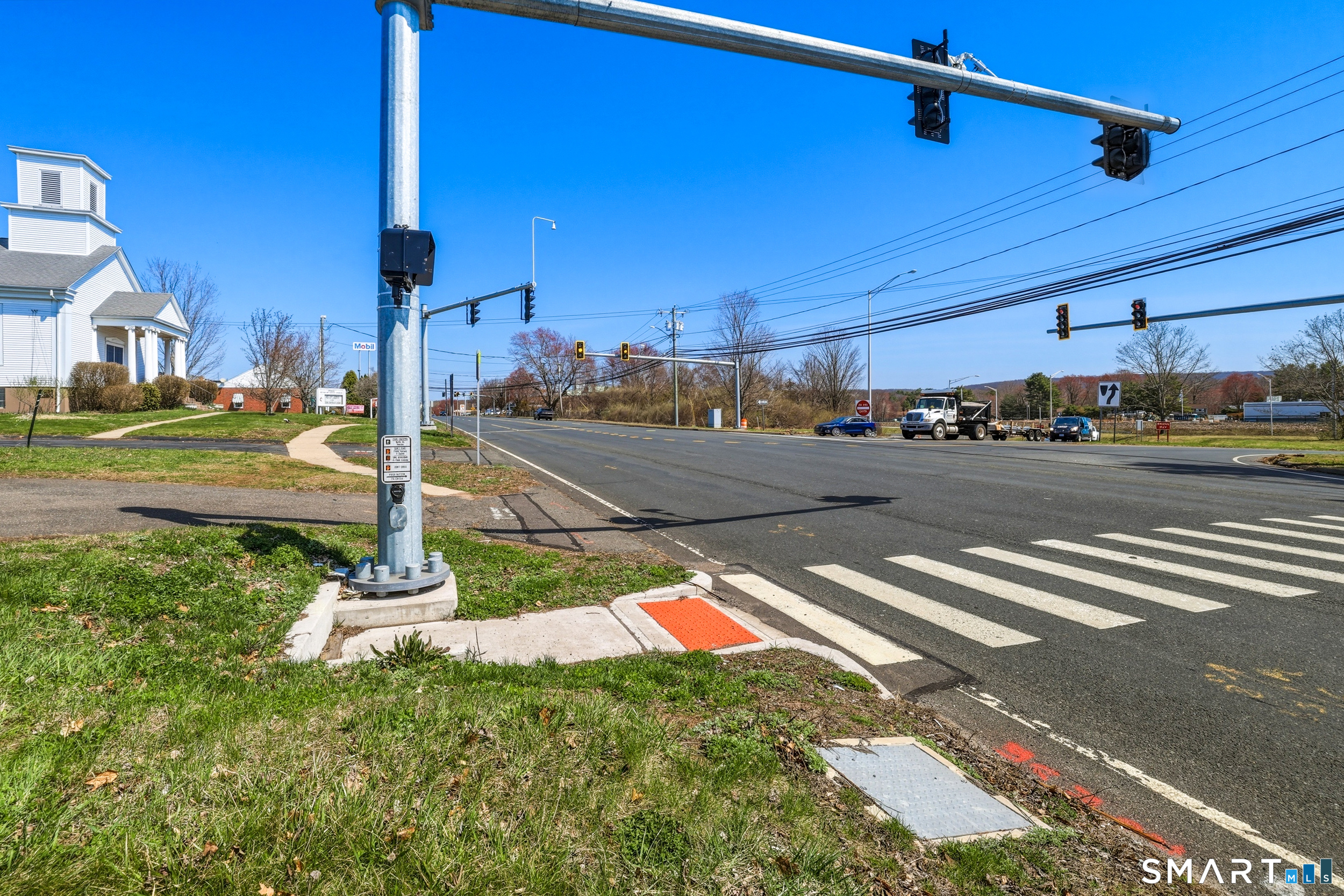 395 Hartford Turnpike photo 4