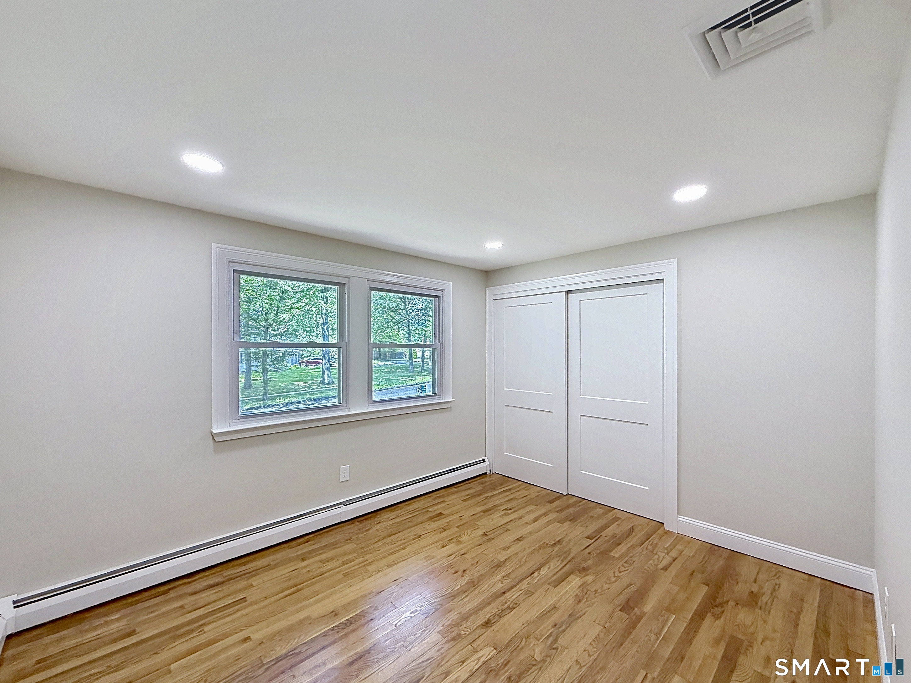 146 Cambridge Drive photo 11