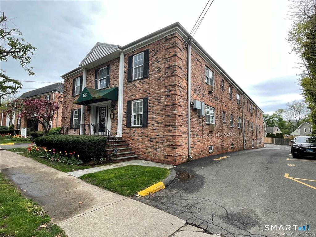 398 Courtland Avenue, Stamford, Connecticut photo 4