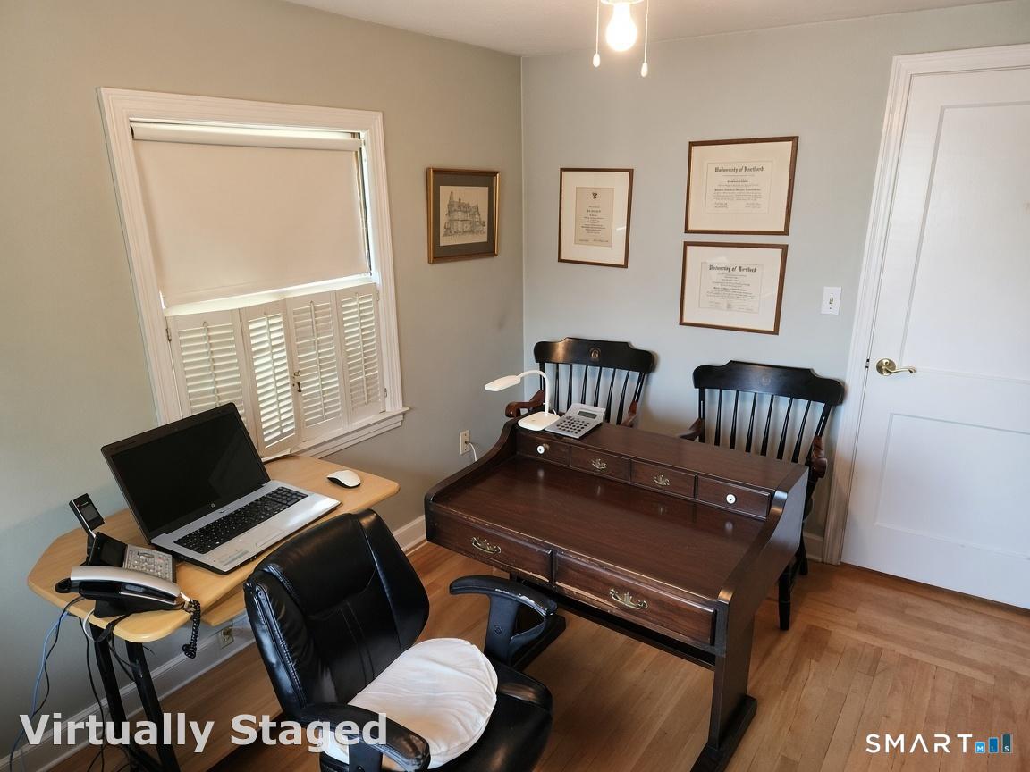 68 Farmingdale Road photo 23