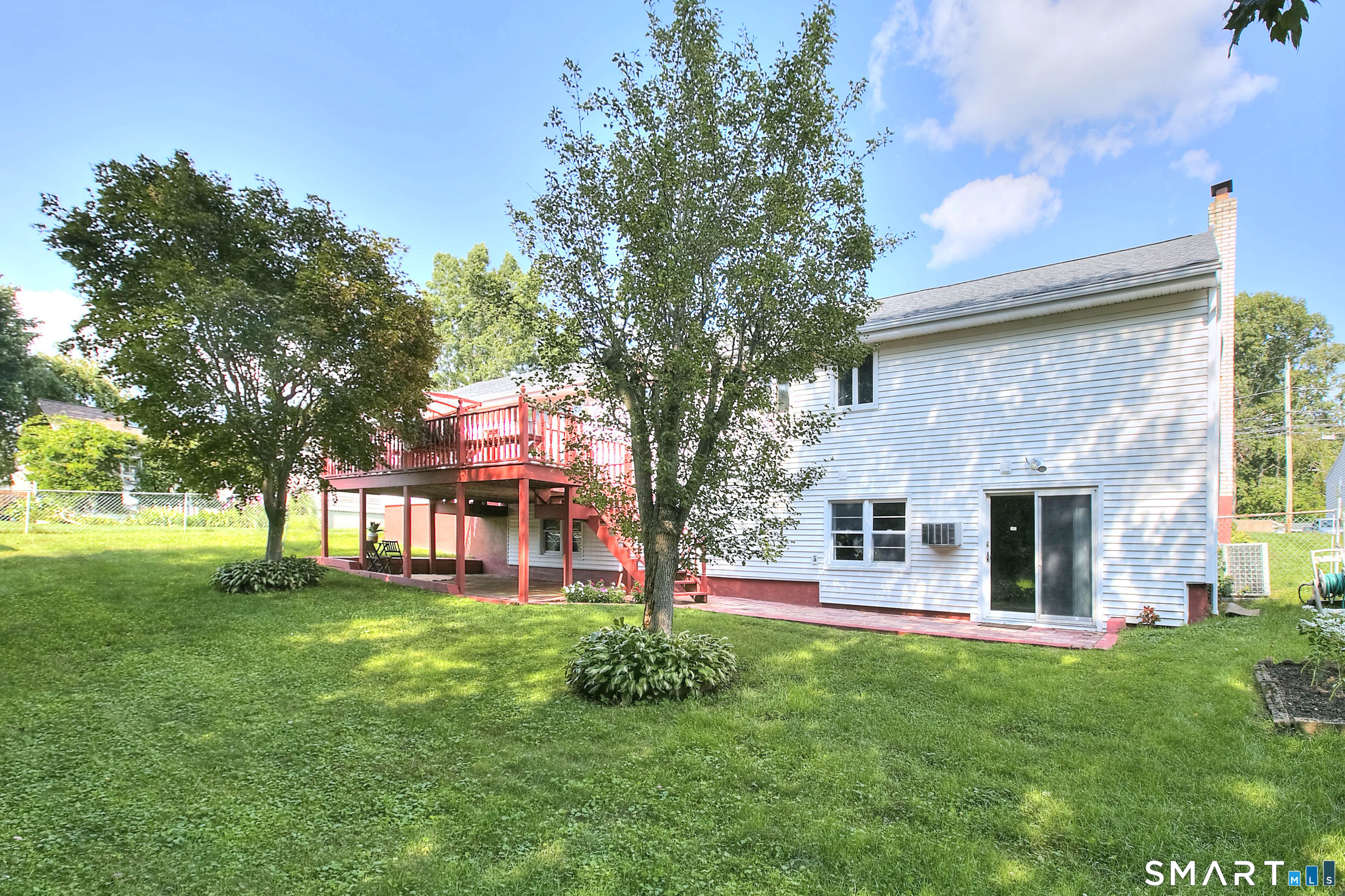 325 Emerald Place photo 39