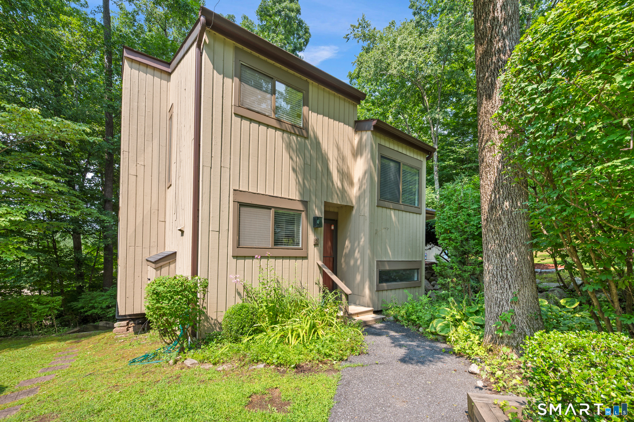 2 Shagbark Lane Unit #2