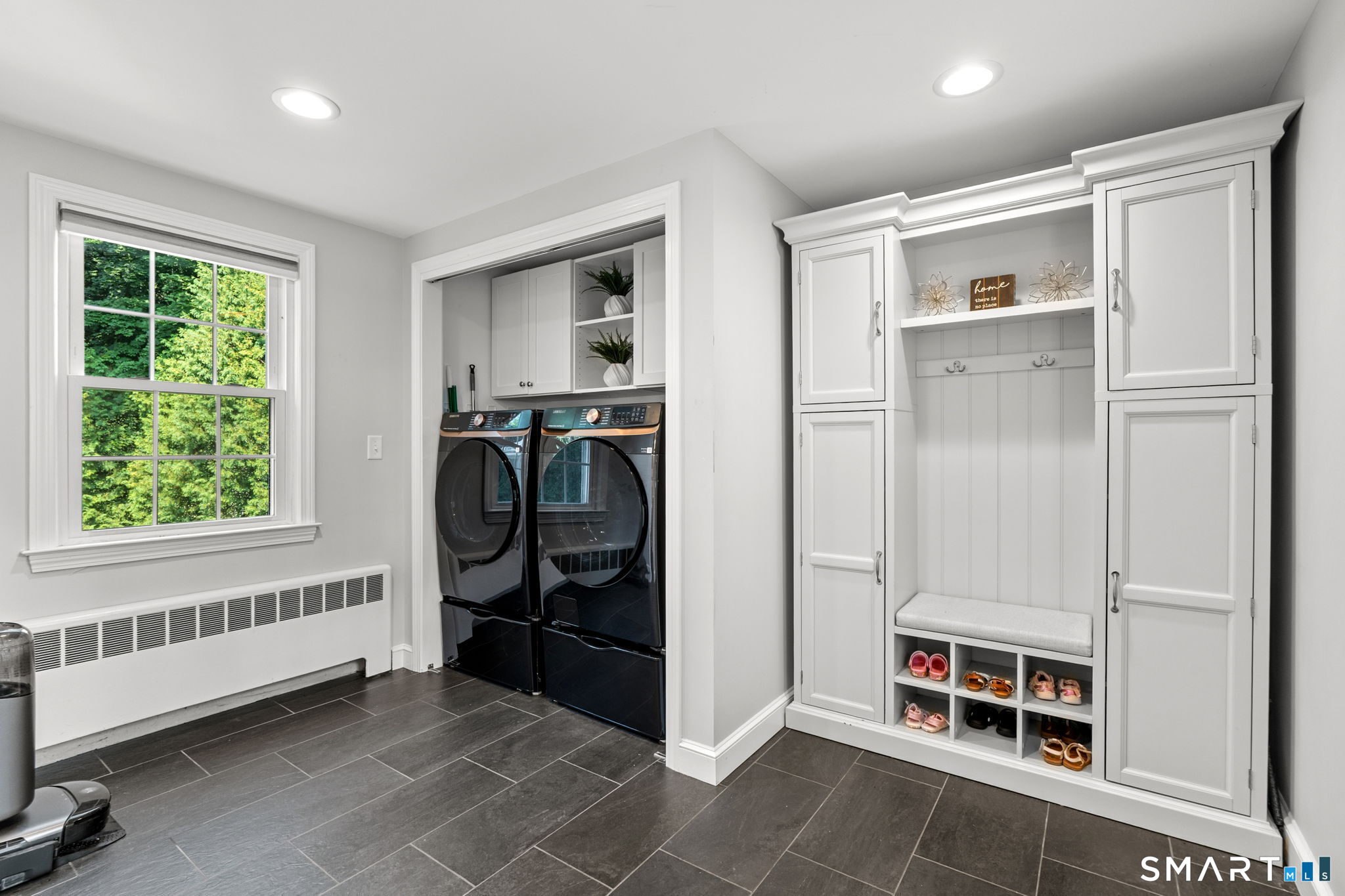70 Hartwell Road photo 9