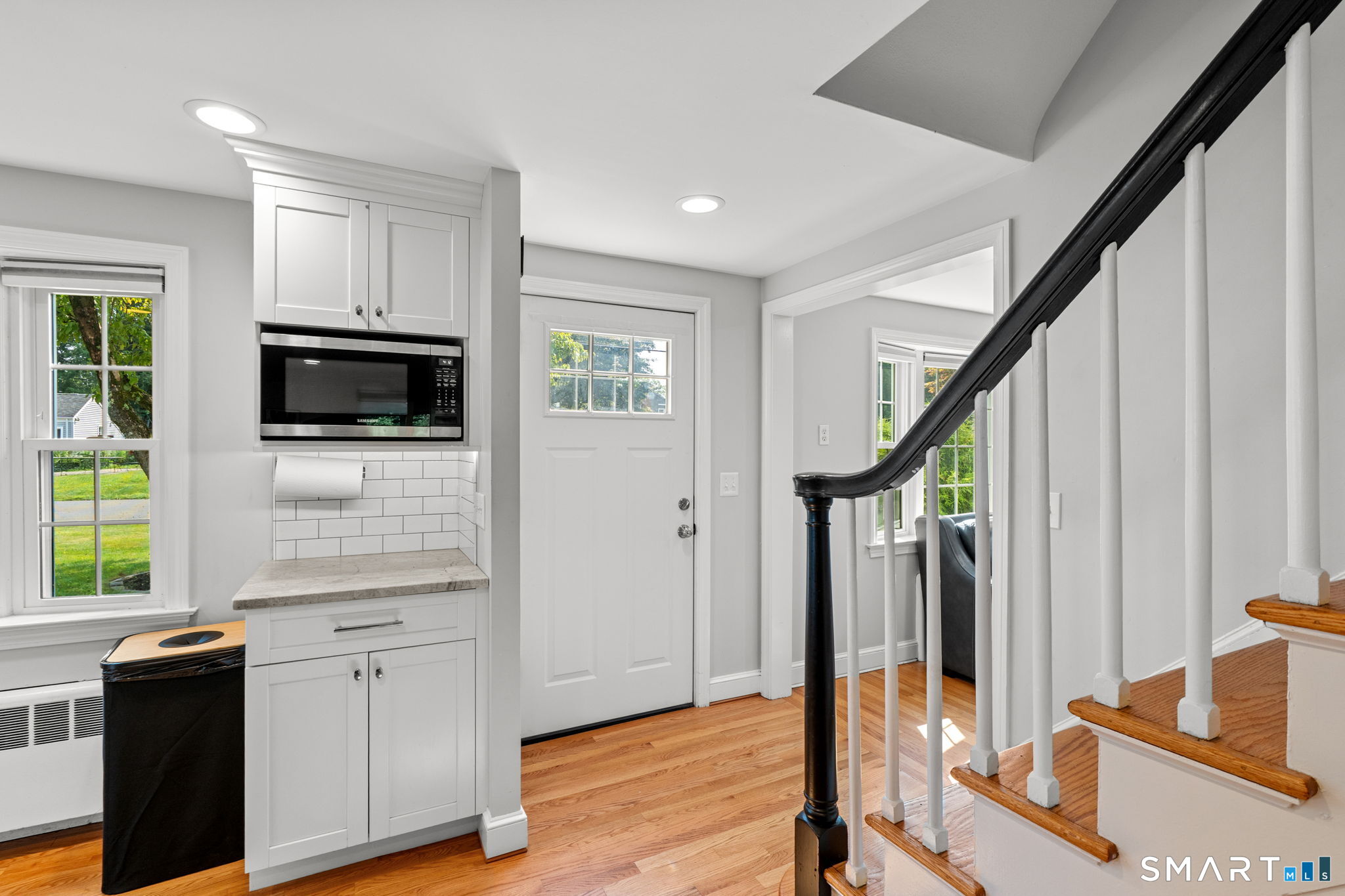 70 Hartwell Road photo 3