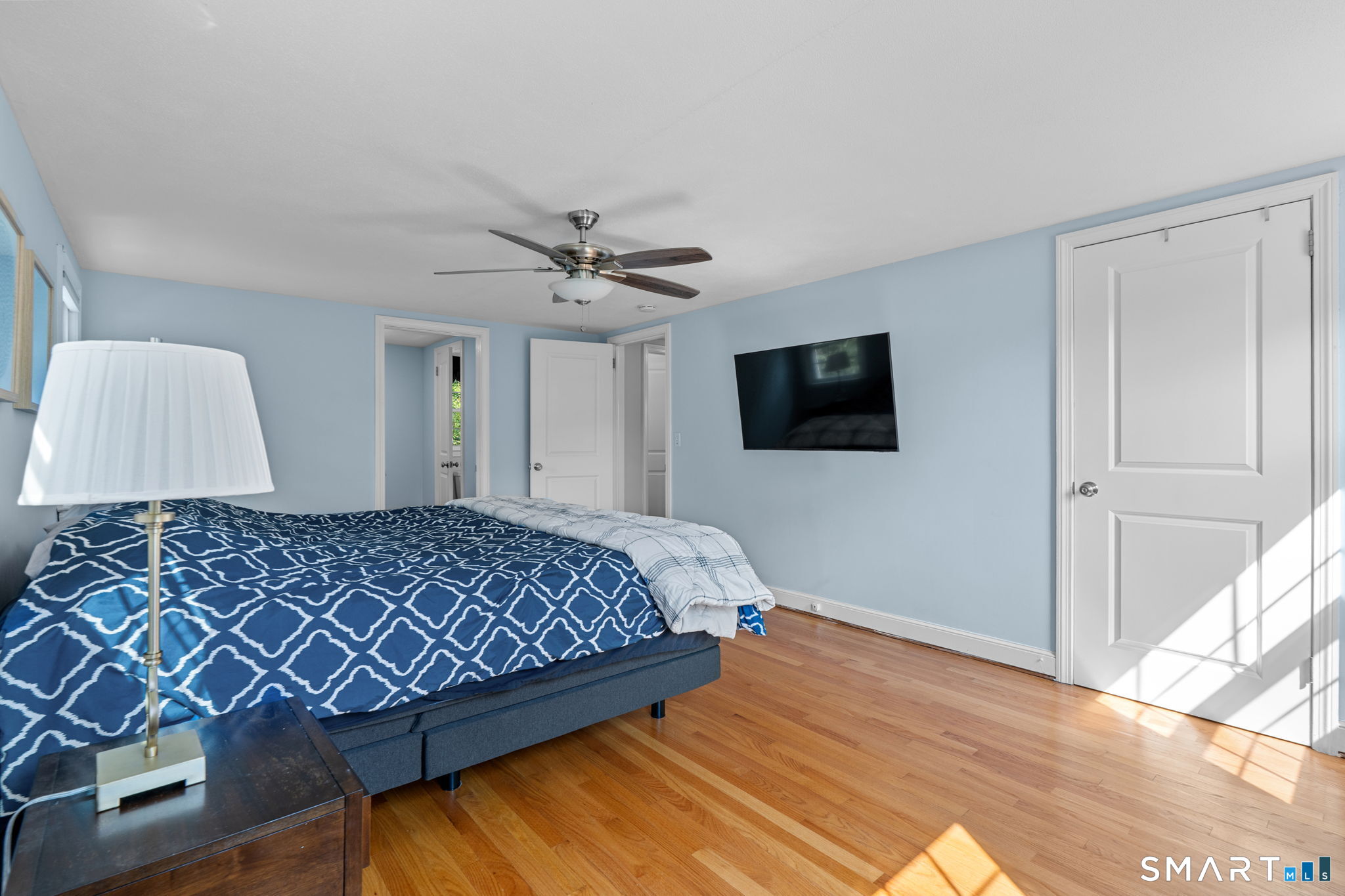 70 Hartwell Road photo 32