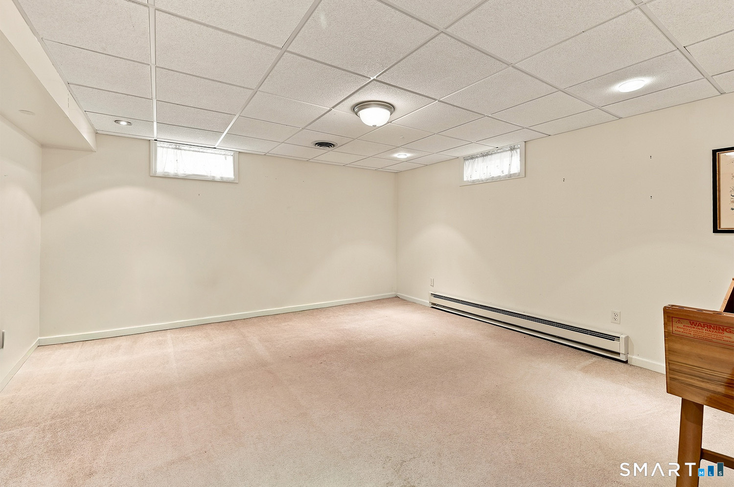 570 Burr Street photo 34