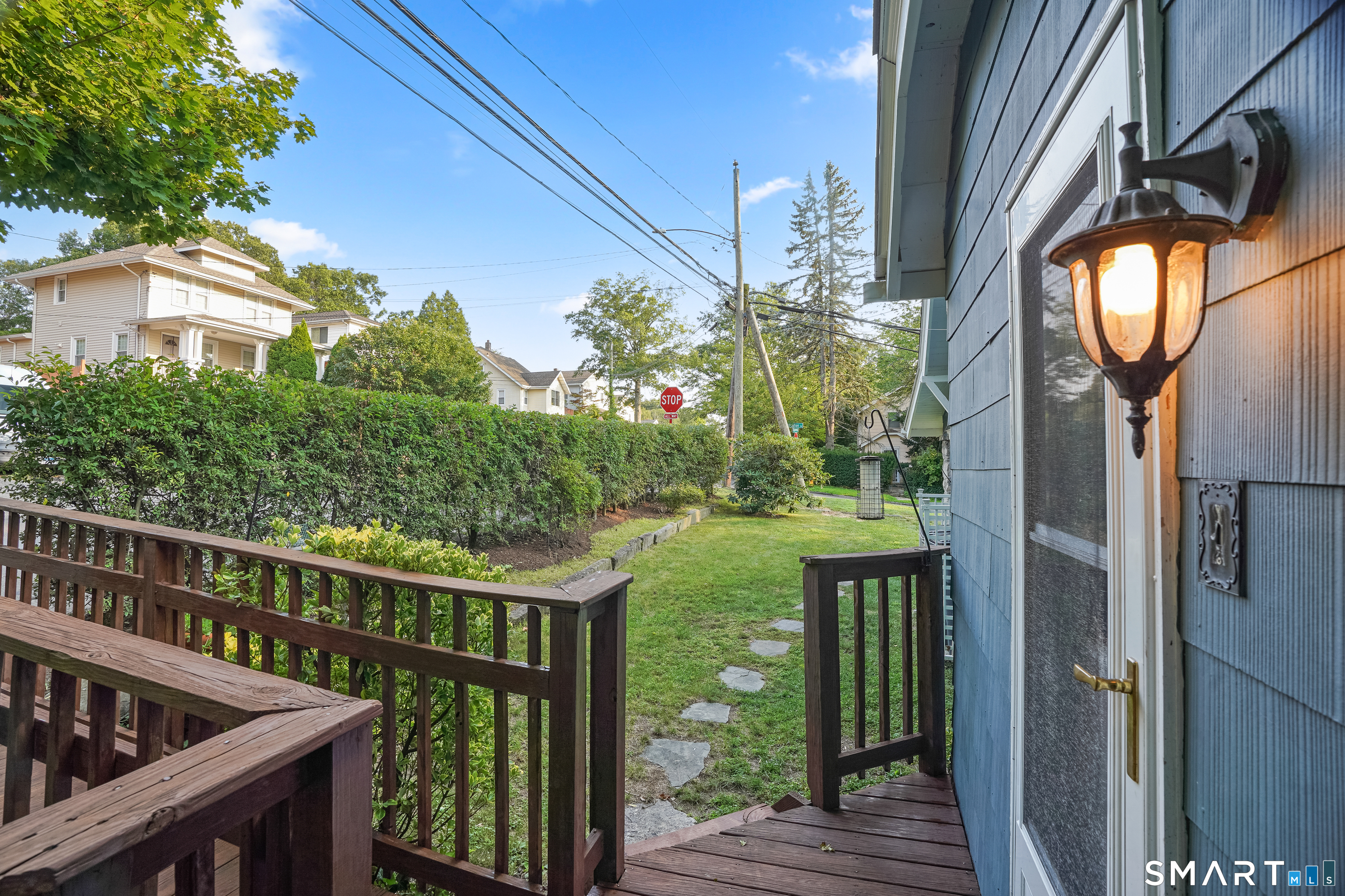 48 Bouton Street East photo 29
