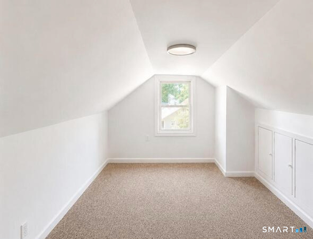 Foto 7 de Apartamento en renta en 223 Pearl Harbor Street, Bridgeport, CT — $2,800/mes