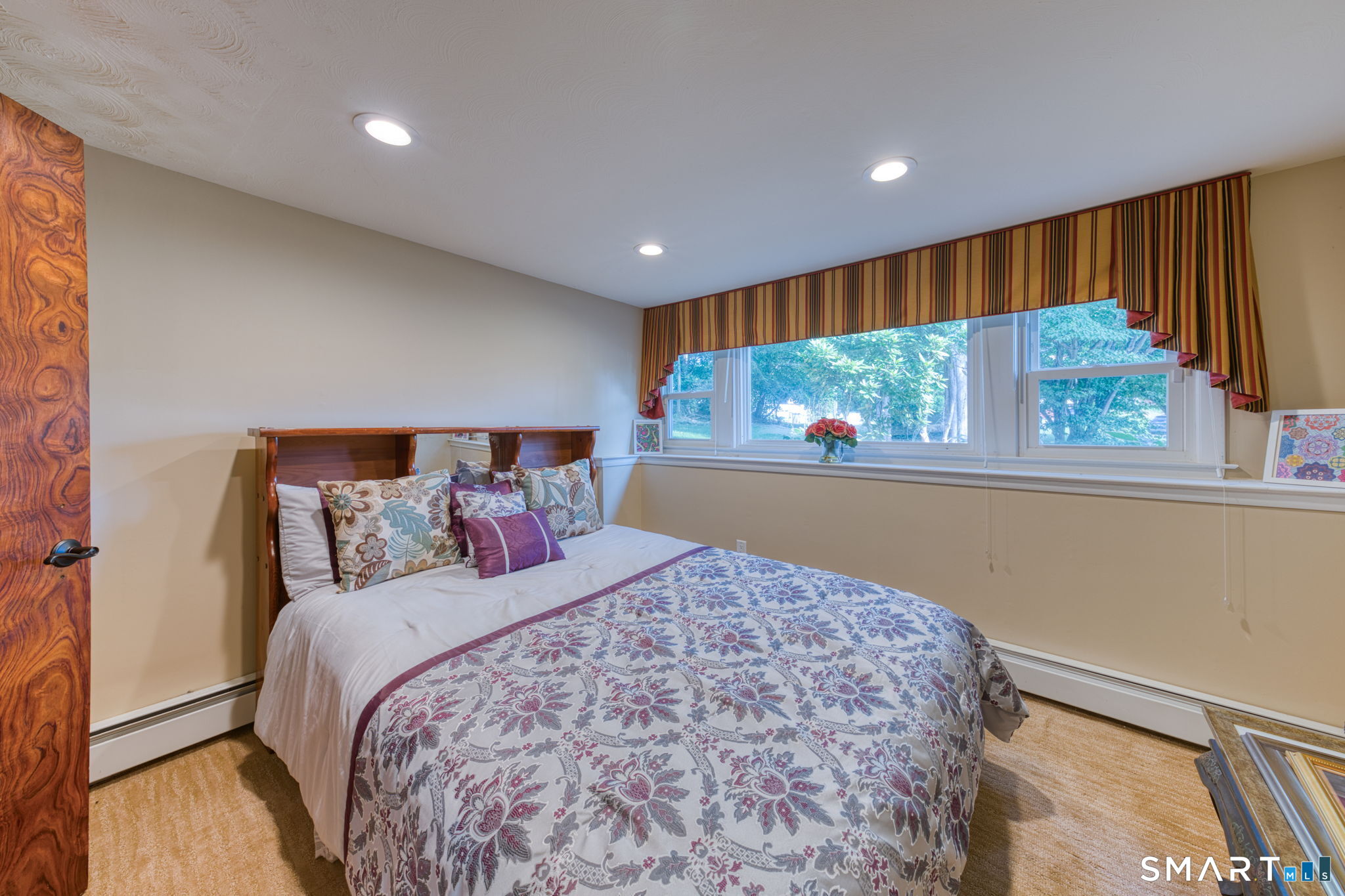 341 Kennedy Road photo 19