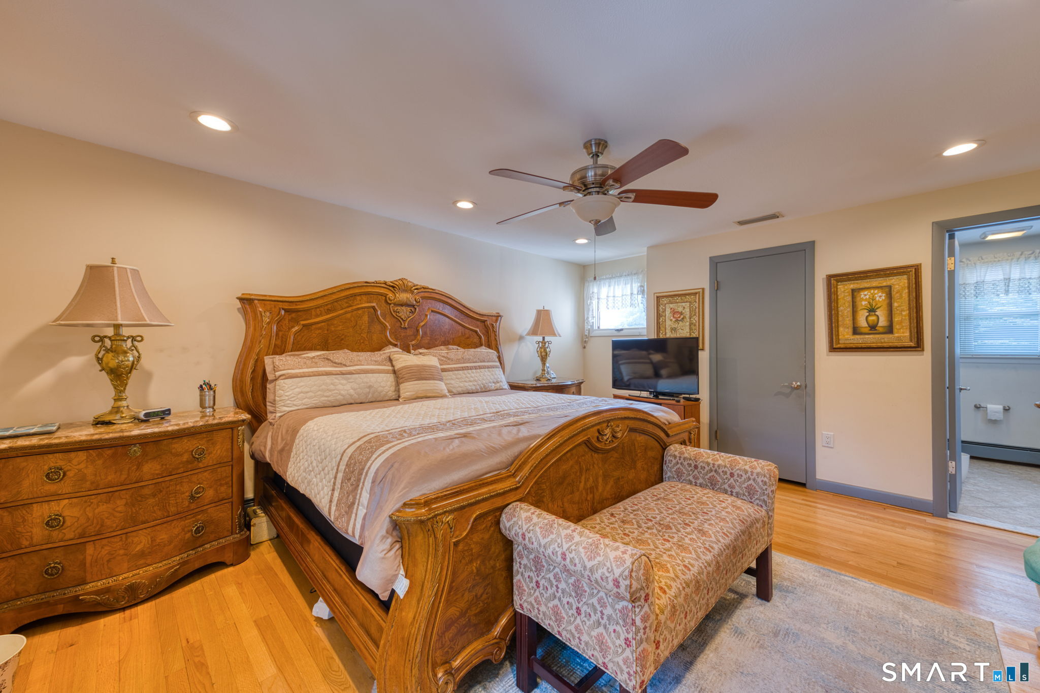 341 Kennedy Road photo 13