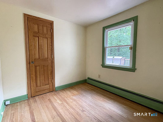 6 Colonial Drive photo 11
