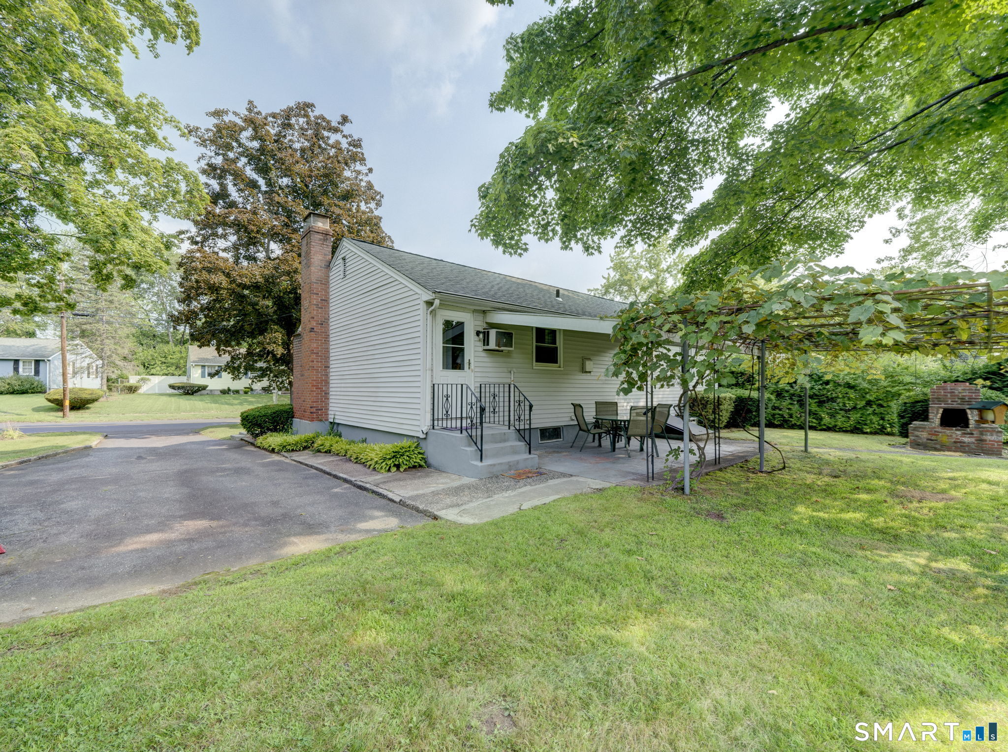 11 Forest Lane photo 35