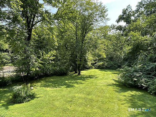 6 Colonial Drive photo 25