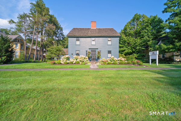 339 Main Street South