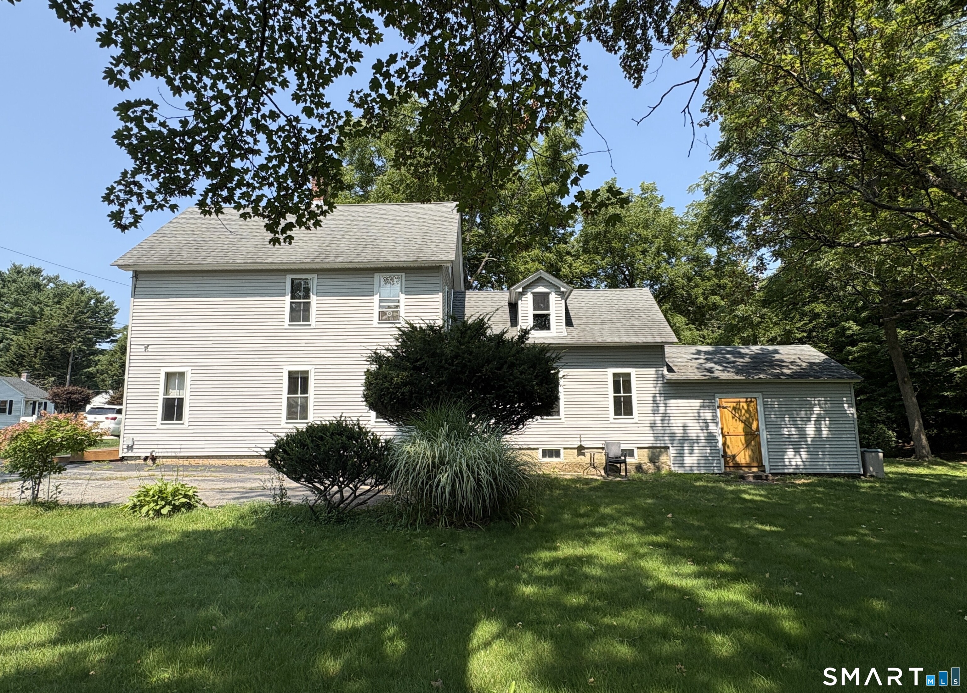 63 Elmwood Heights photo 23