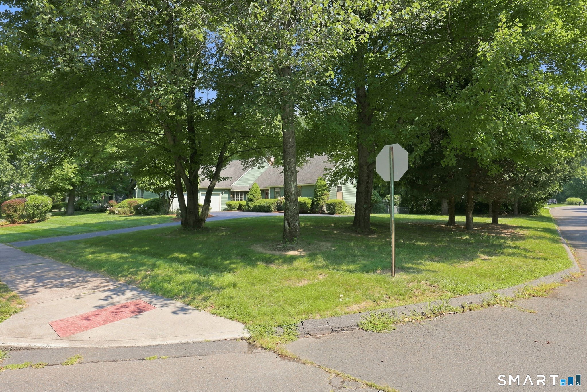 21 Ethan Drive photo 4