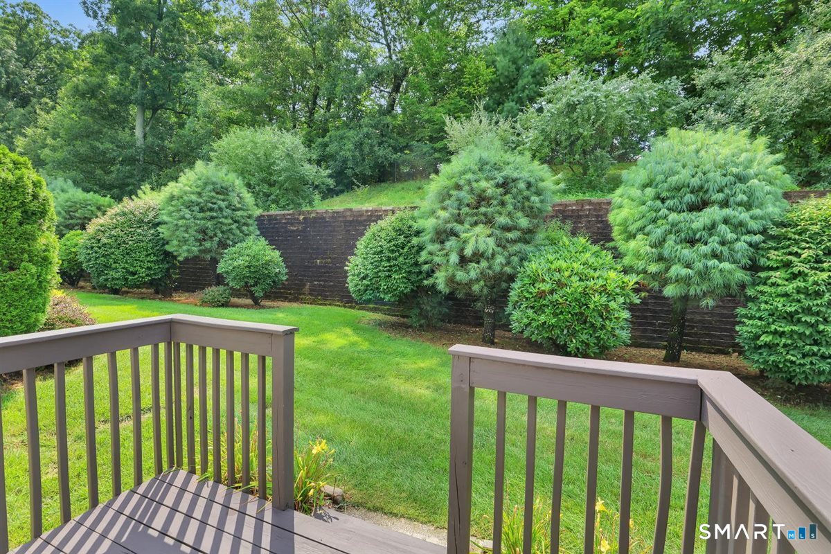 853 Glacier Way Unit #853 photo 24