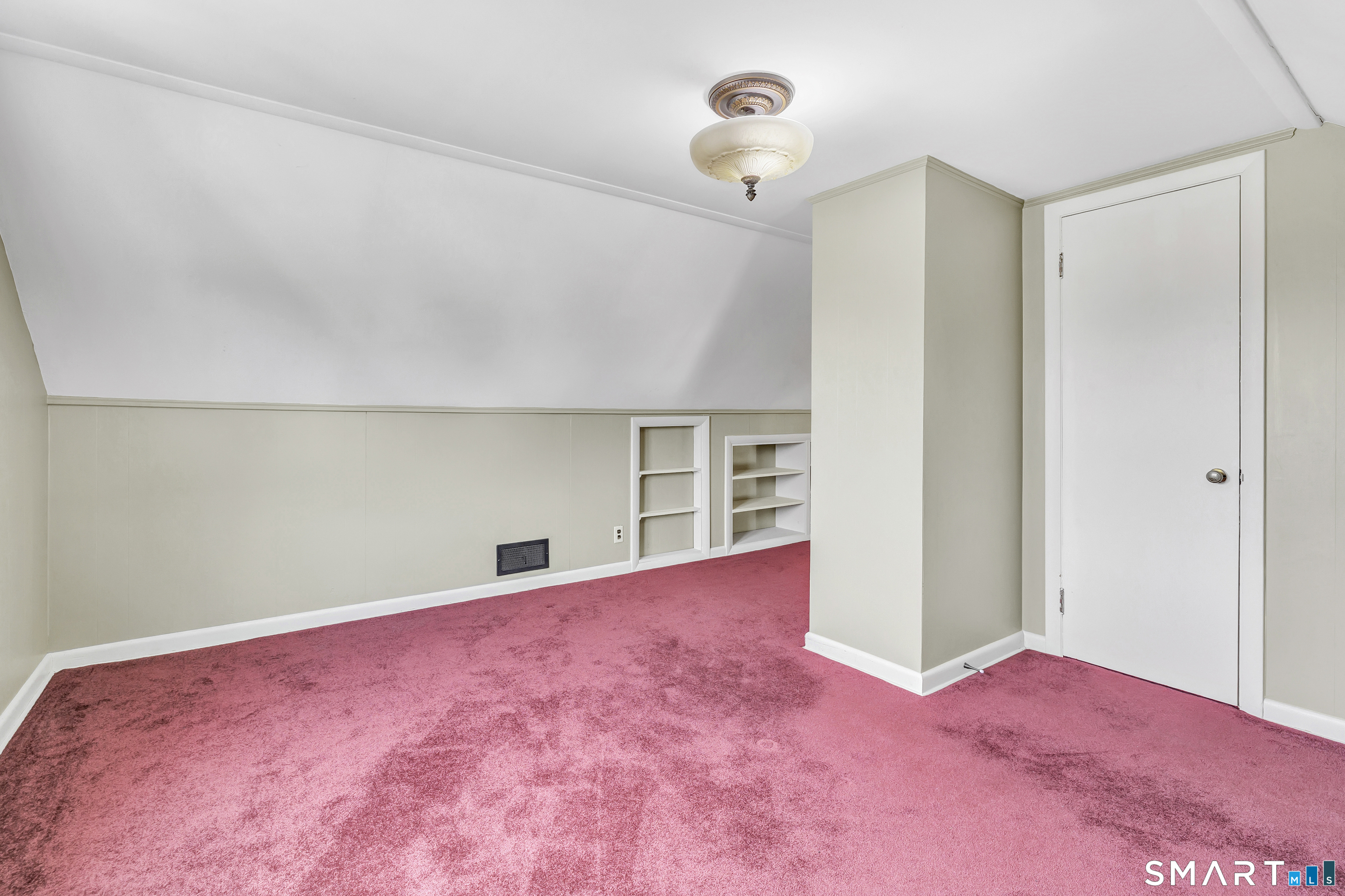 59 Indian Avenue photo 27