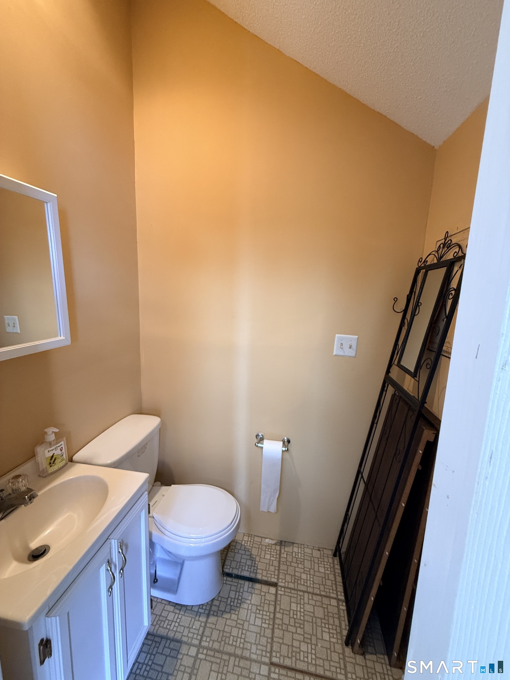 Photo 40 of Single family home for sale at 837 E Wakefield Blvd, Winchester, CT 06098 | MLS# 24199152 | Listing updated on 2026-08-31