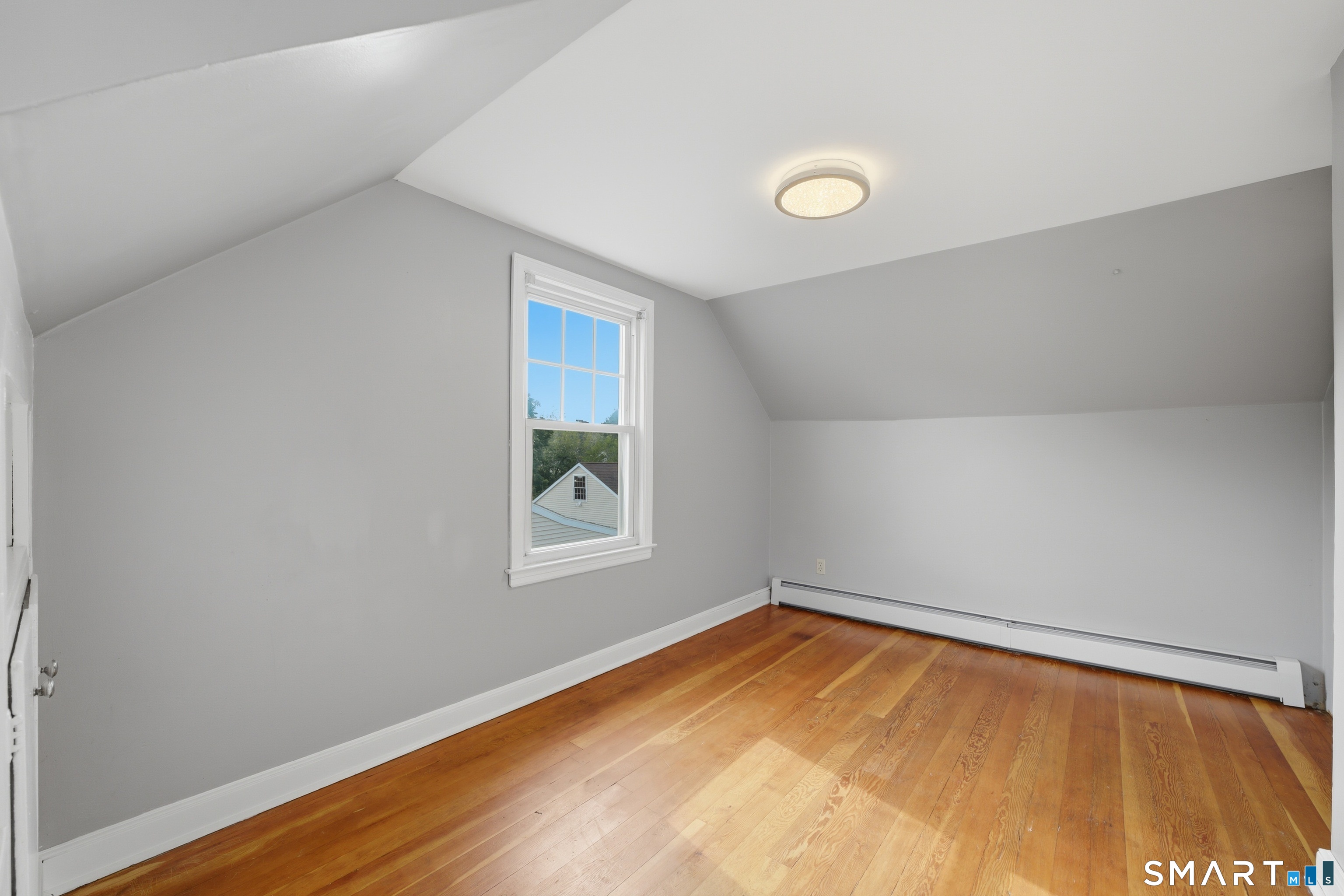 168 Kenwood Avenue photo 25