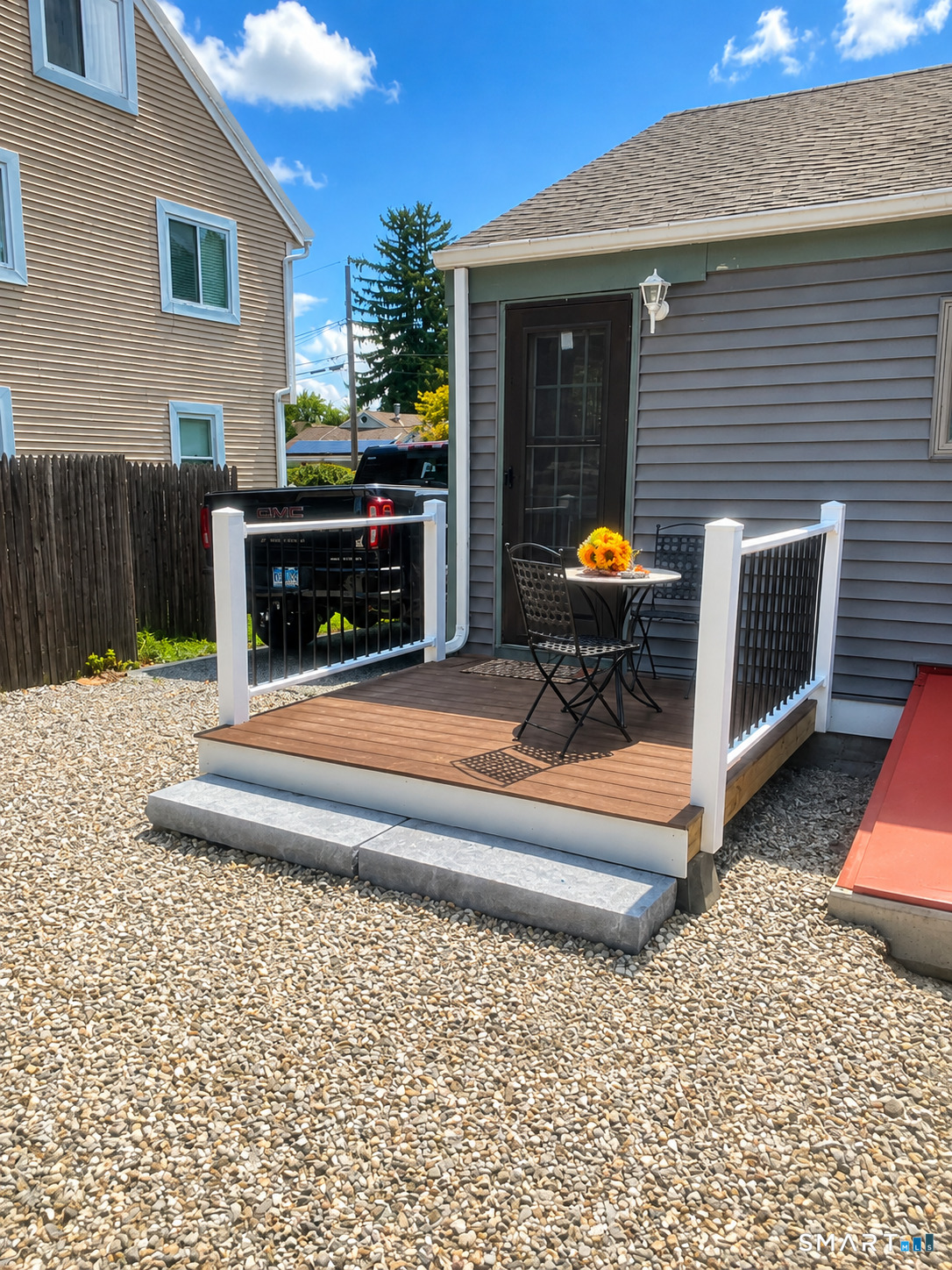 10 Elaine Drive photo 14