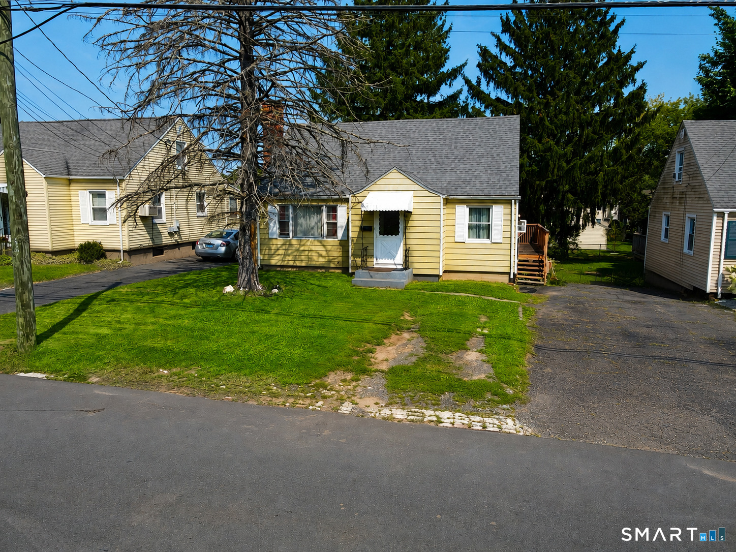 77 McClintock Street photo 22