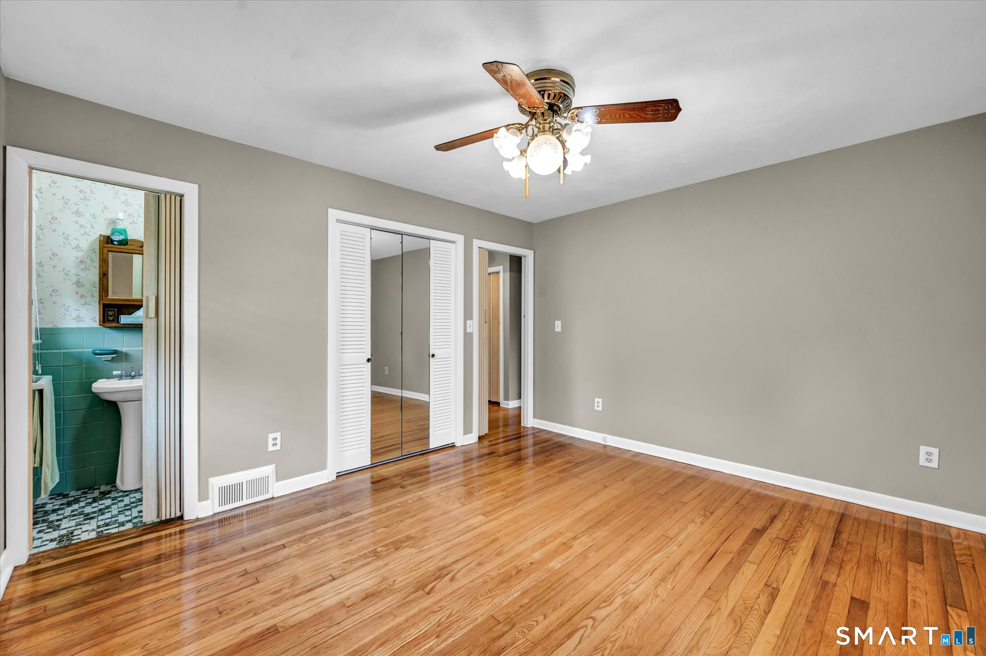 157 Evergreen Road photo 33