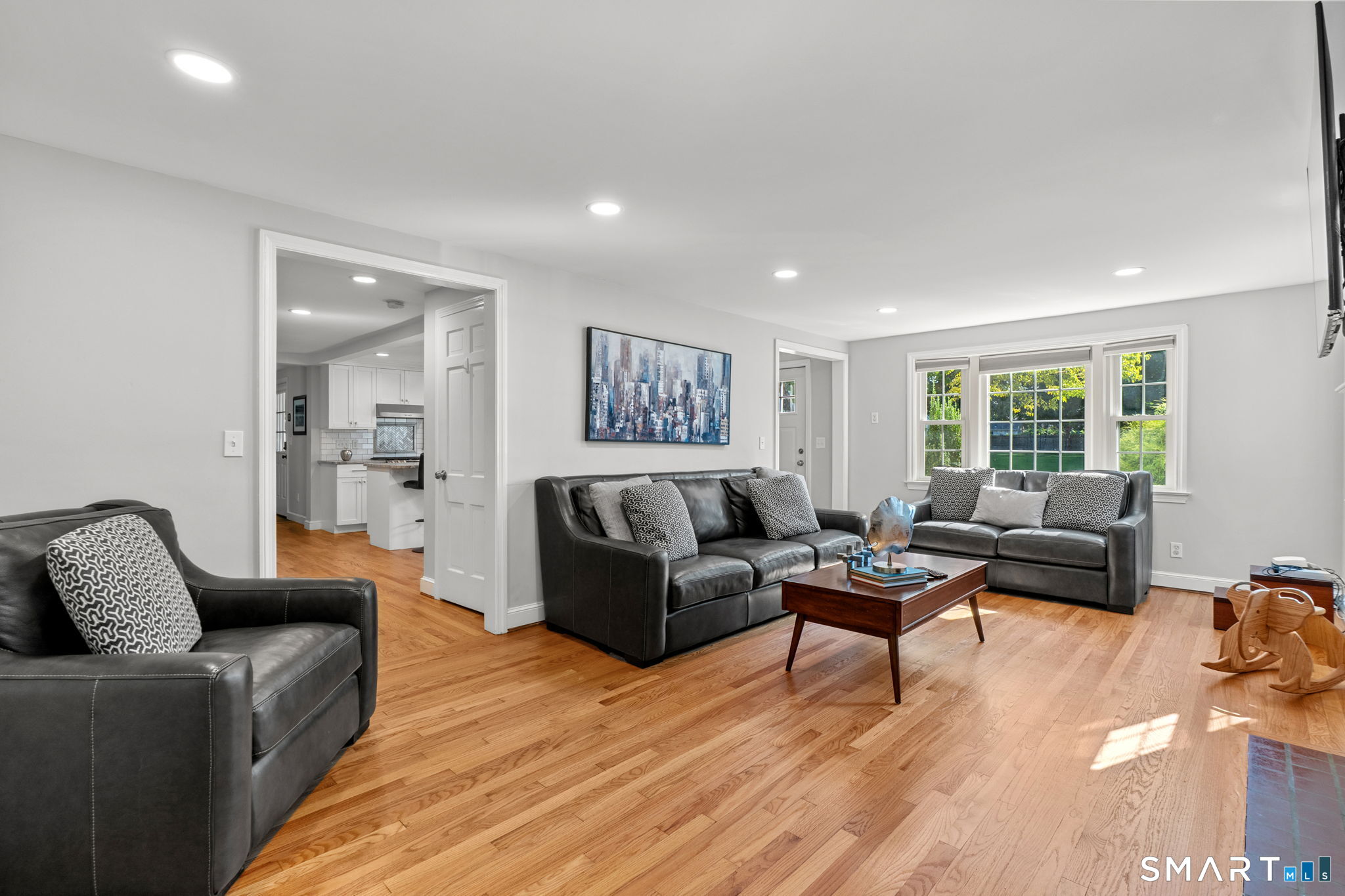 70 Hartwell Road photo 15