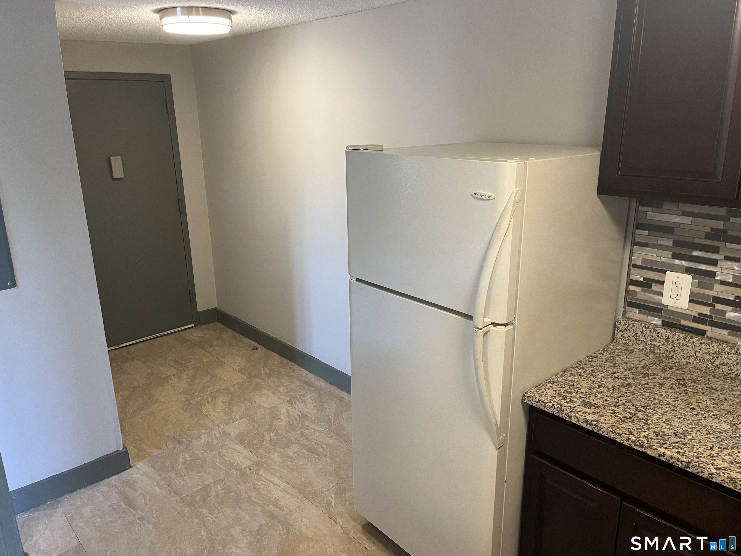 32 Cook Avenue Unit #B27 photo 3