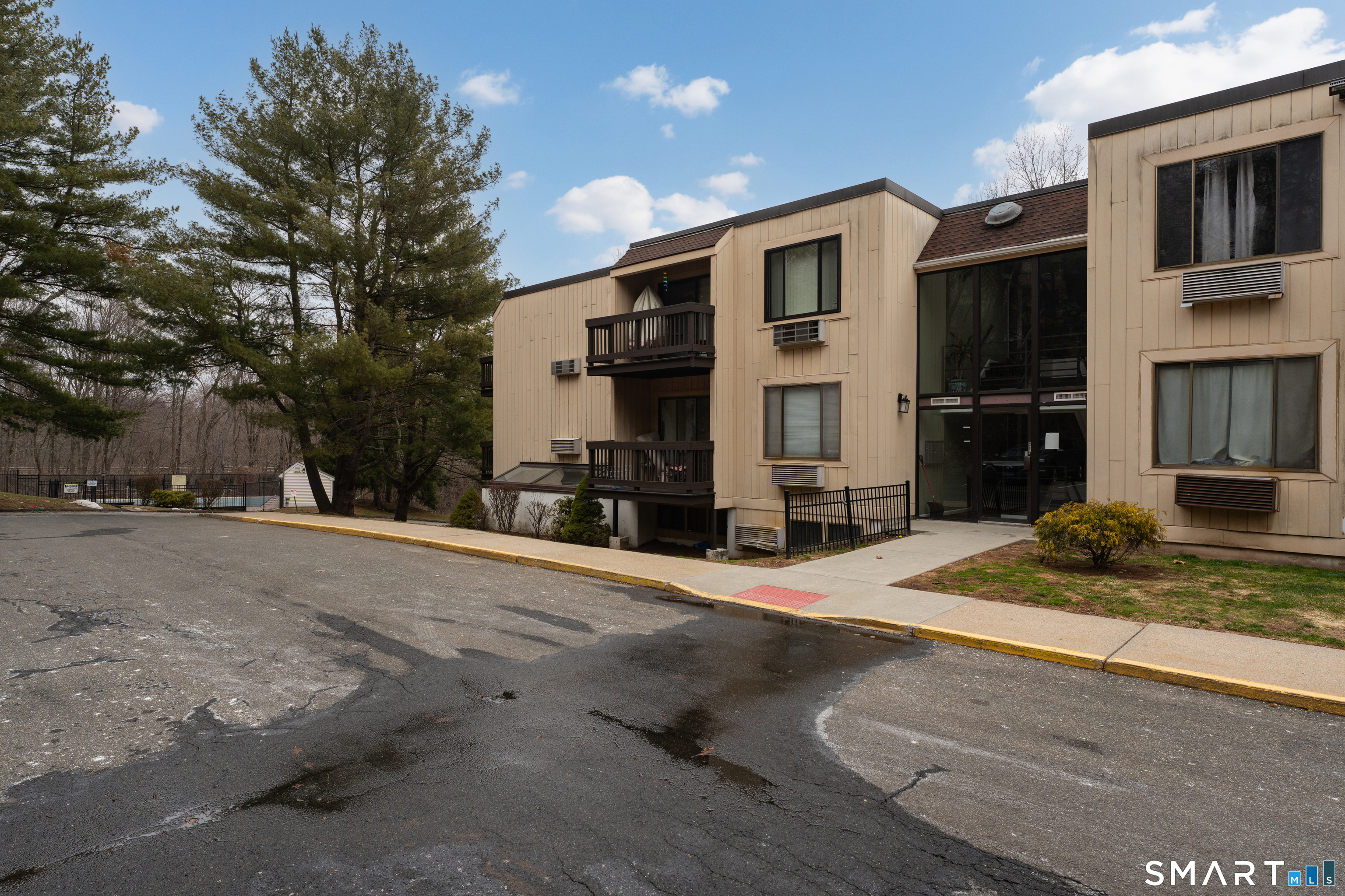 175 Mill Pond Road Unit #444 photo 31
