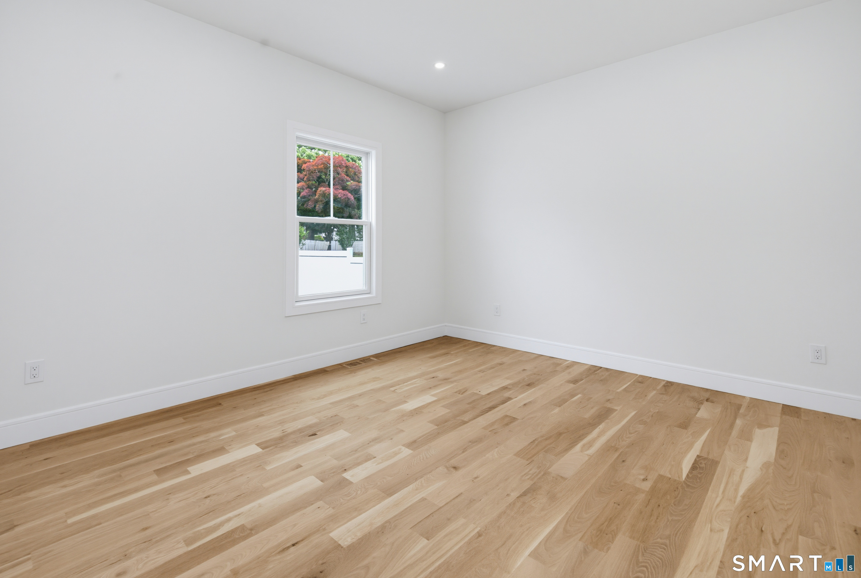 694 Jennings Road photo 16