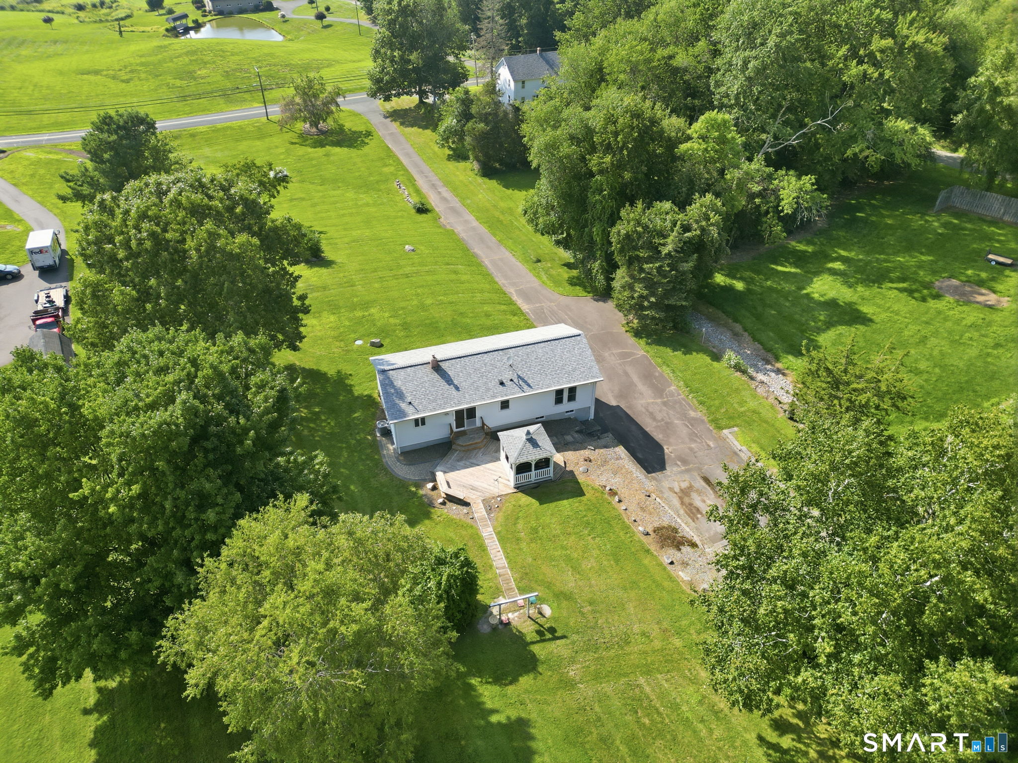 43 Pinnacle Road photo 36