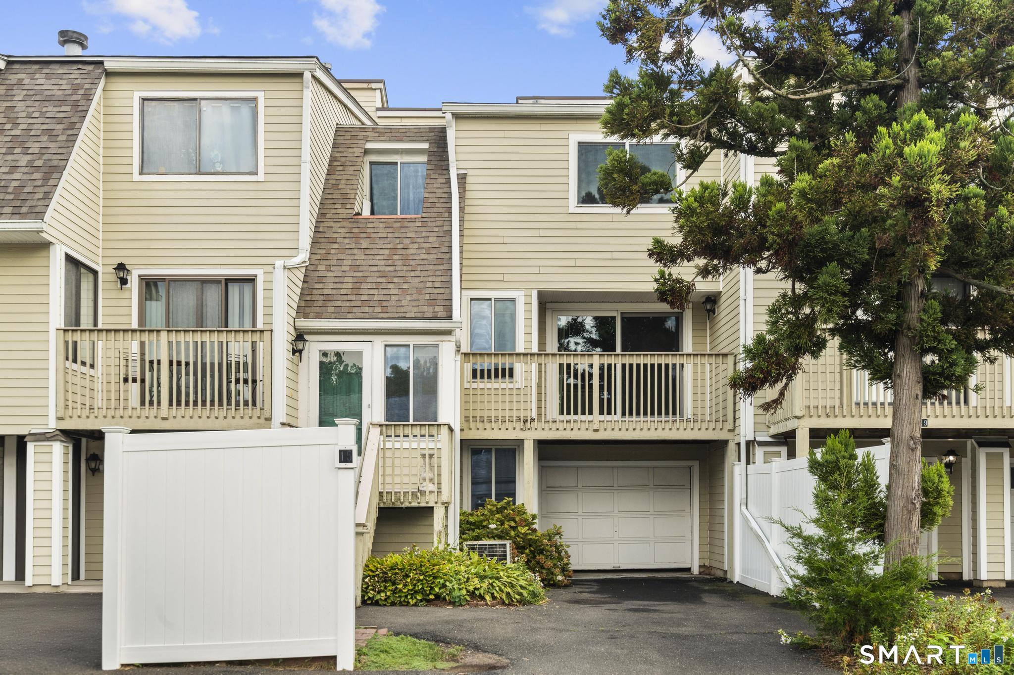 15 Peddlars Drive  Unit #15