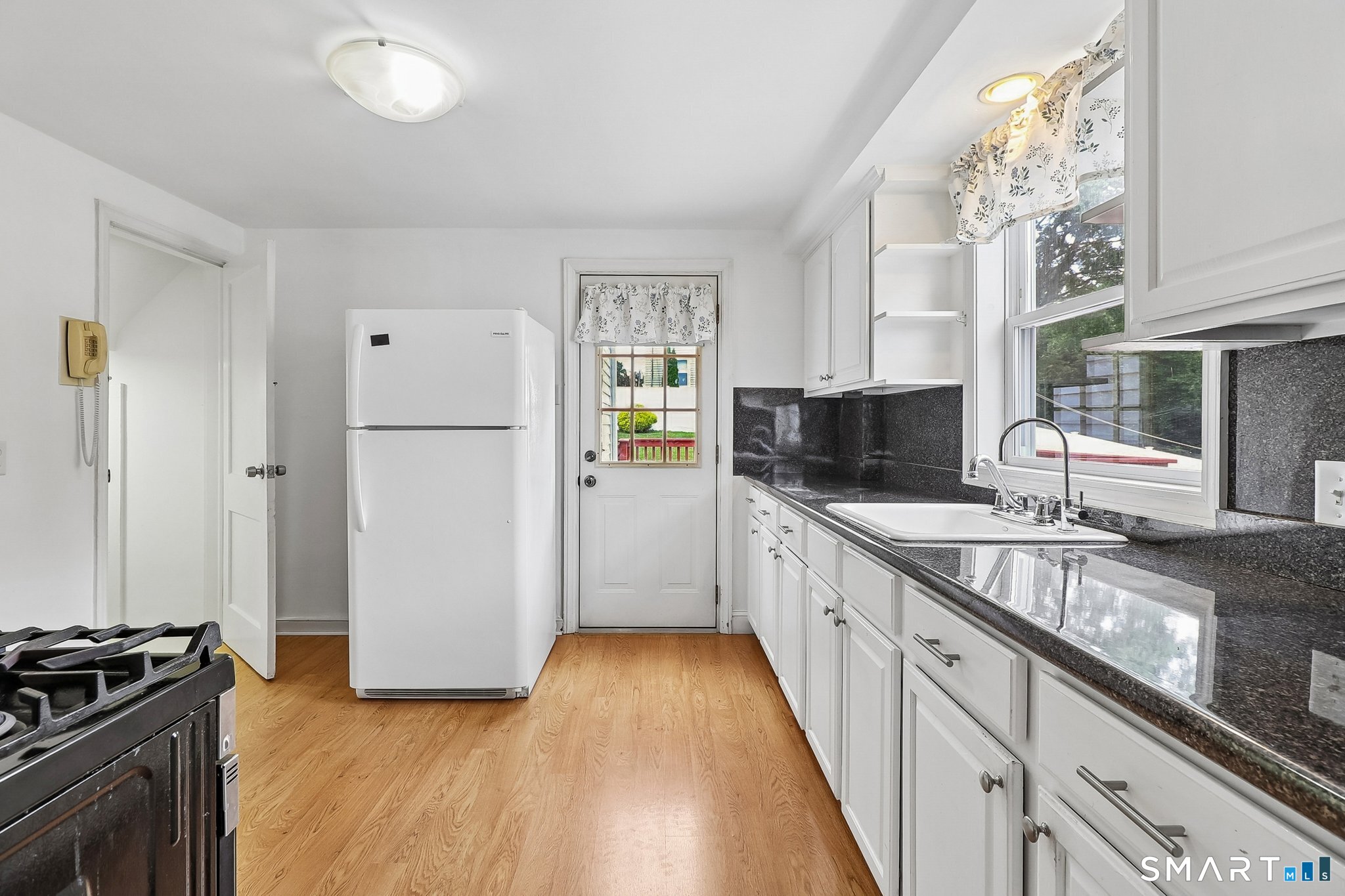 274 Mount Pleasant Avenue photo 10