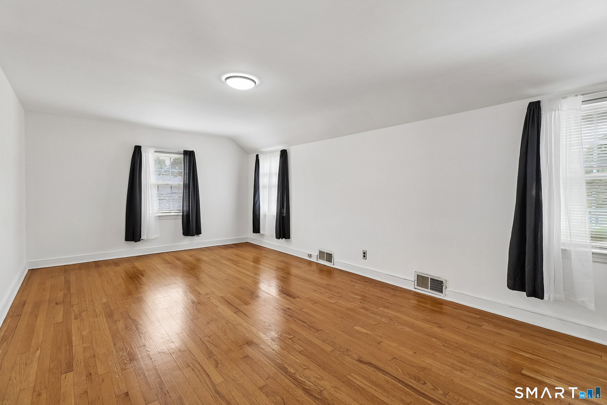 274 Mount Pleasant Avenue photo 13