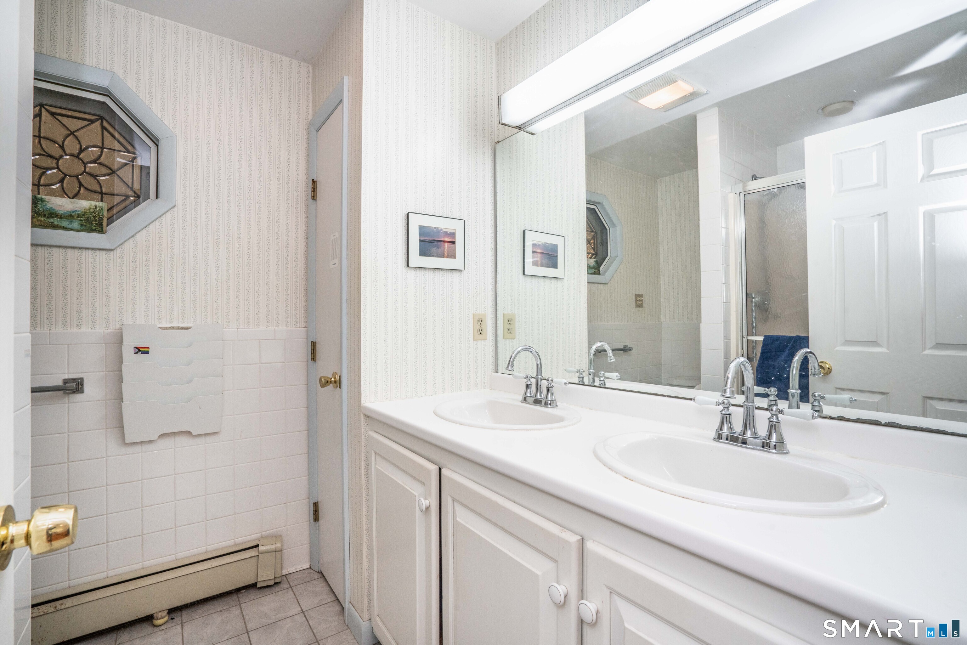 52 Greenhouse Boulevard photo 17