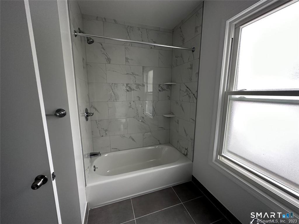 218 South Main Street photo 11