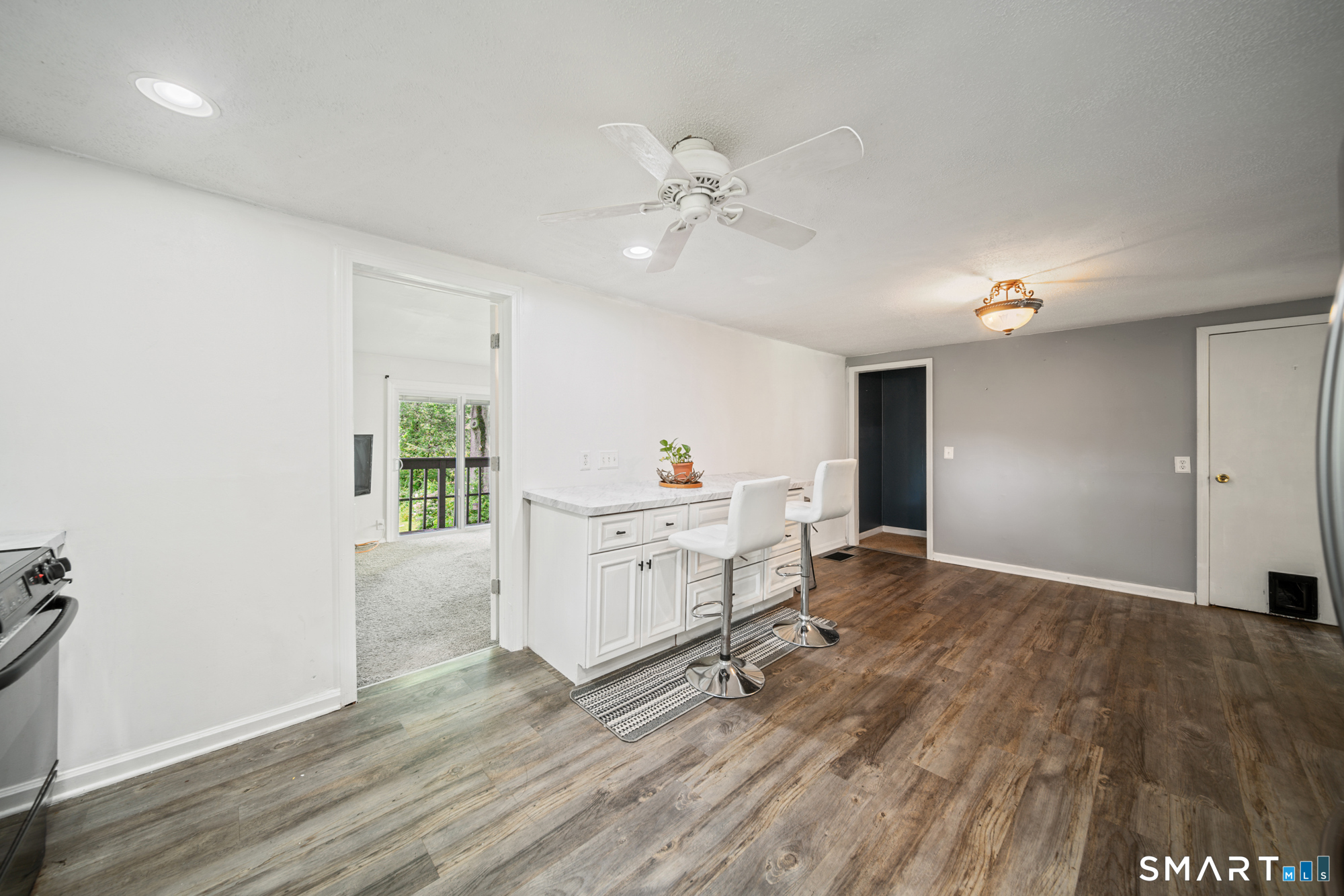 11 Barker Terrace photo 8