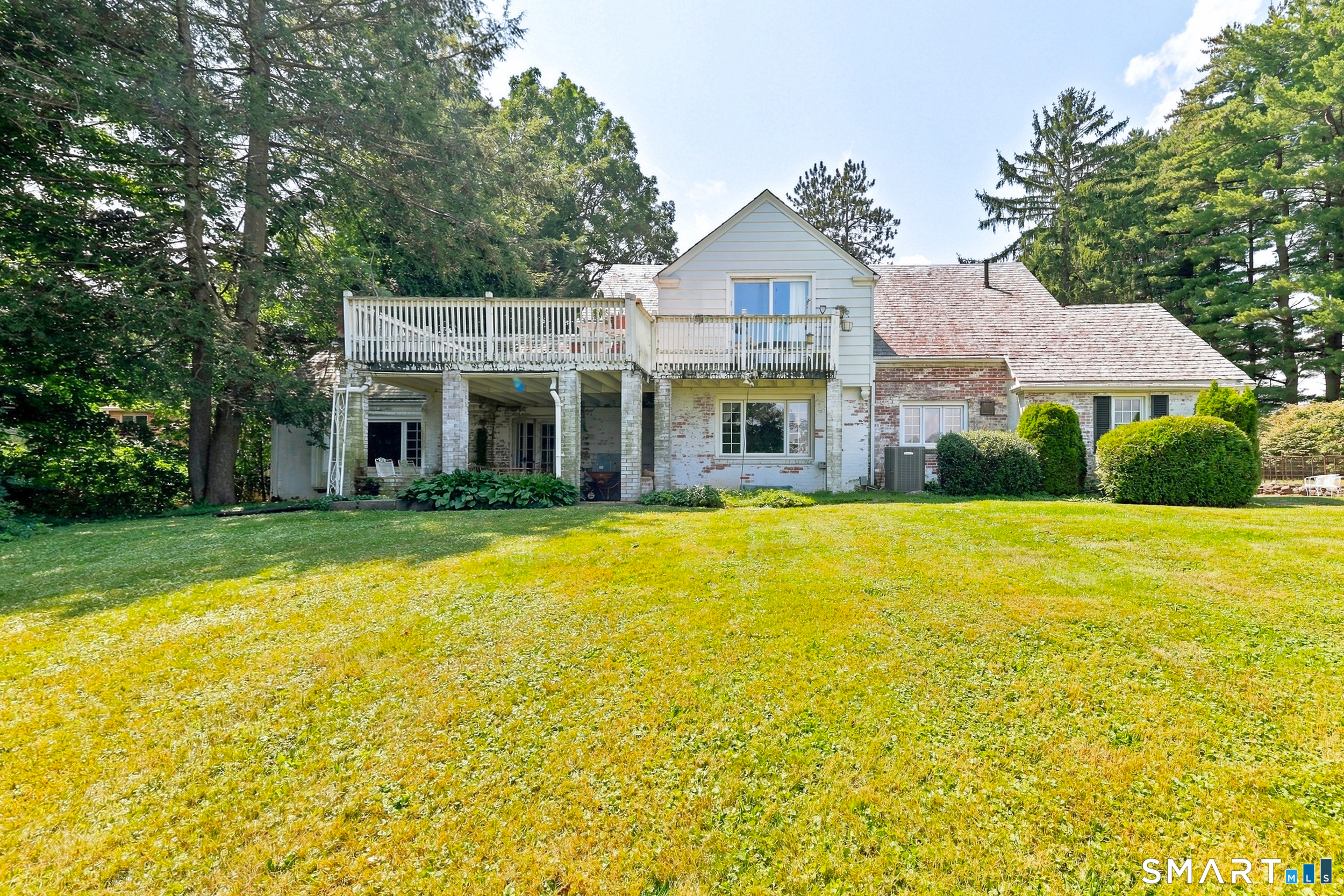 54 Ferncliff Drive photo 10