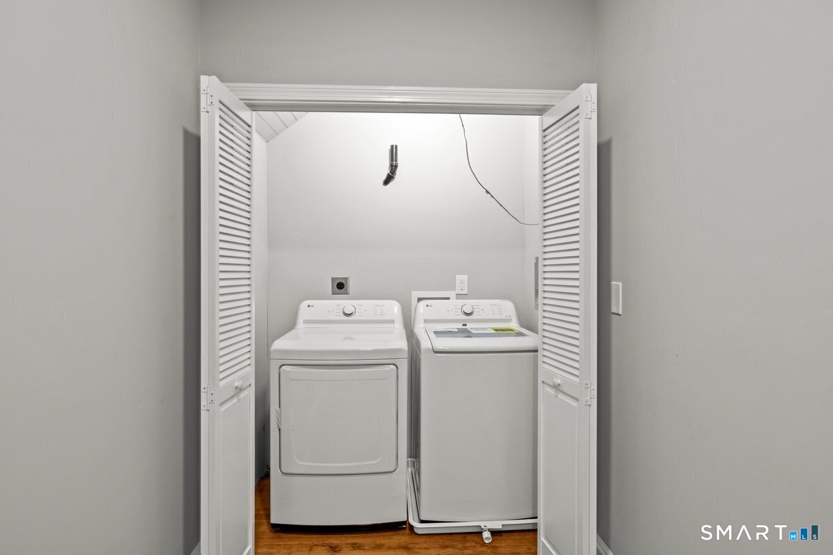 24 Park Terrace photo 11