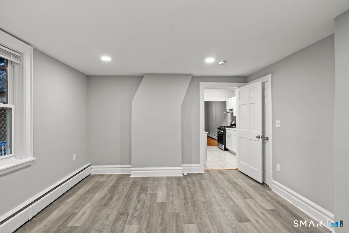 24 Park Terrace photo 17