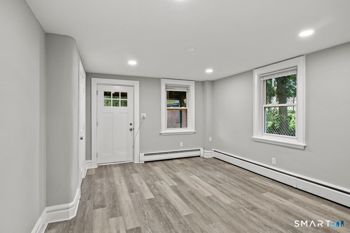 24 Park Terrace photo 18