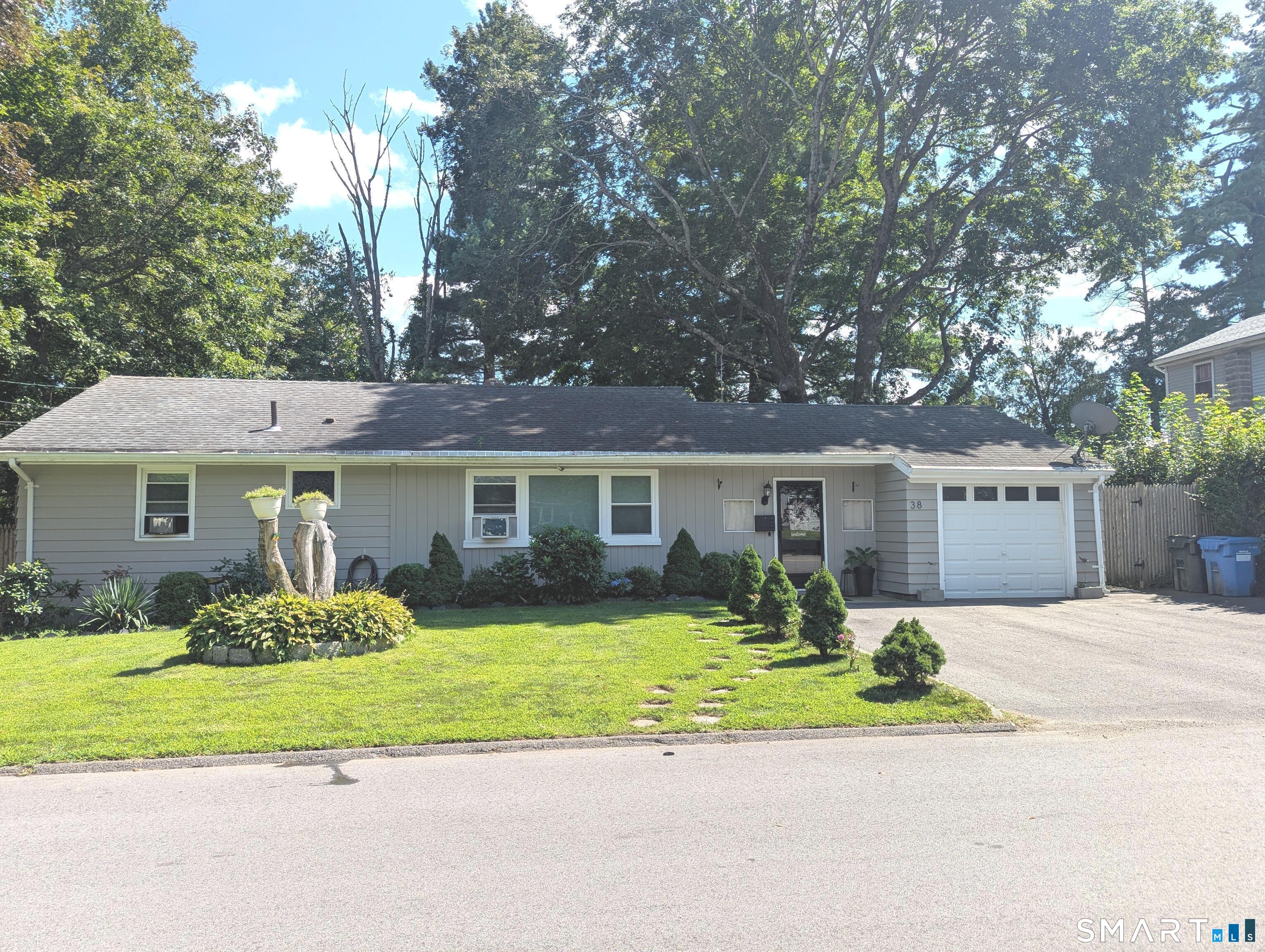 38 Pine Street photo 32