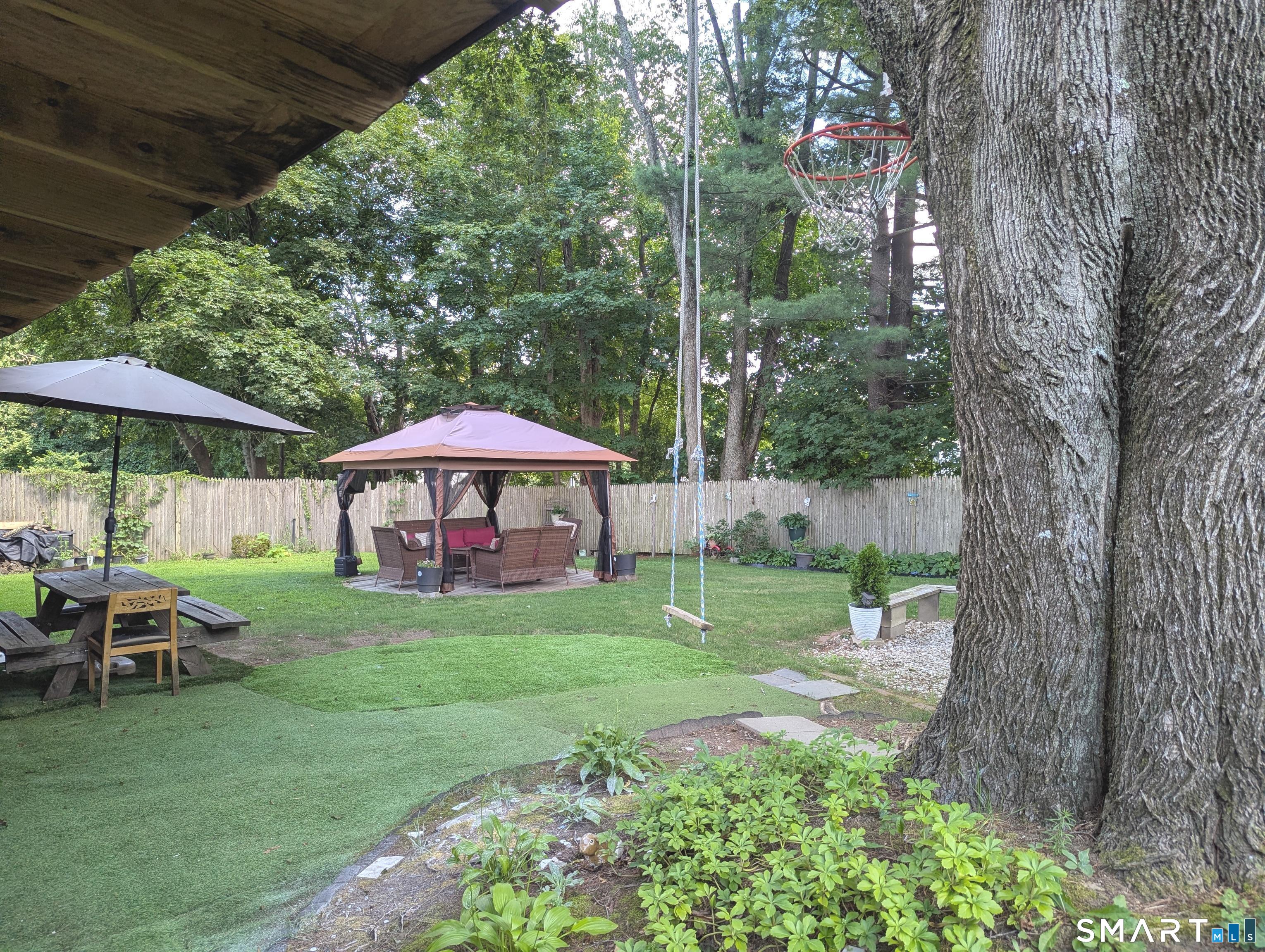 38 Pine Street photo 26