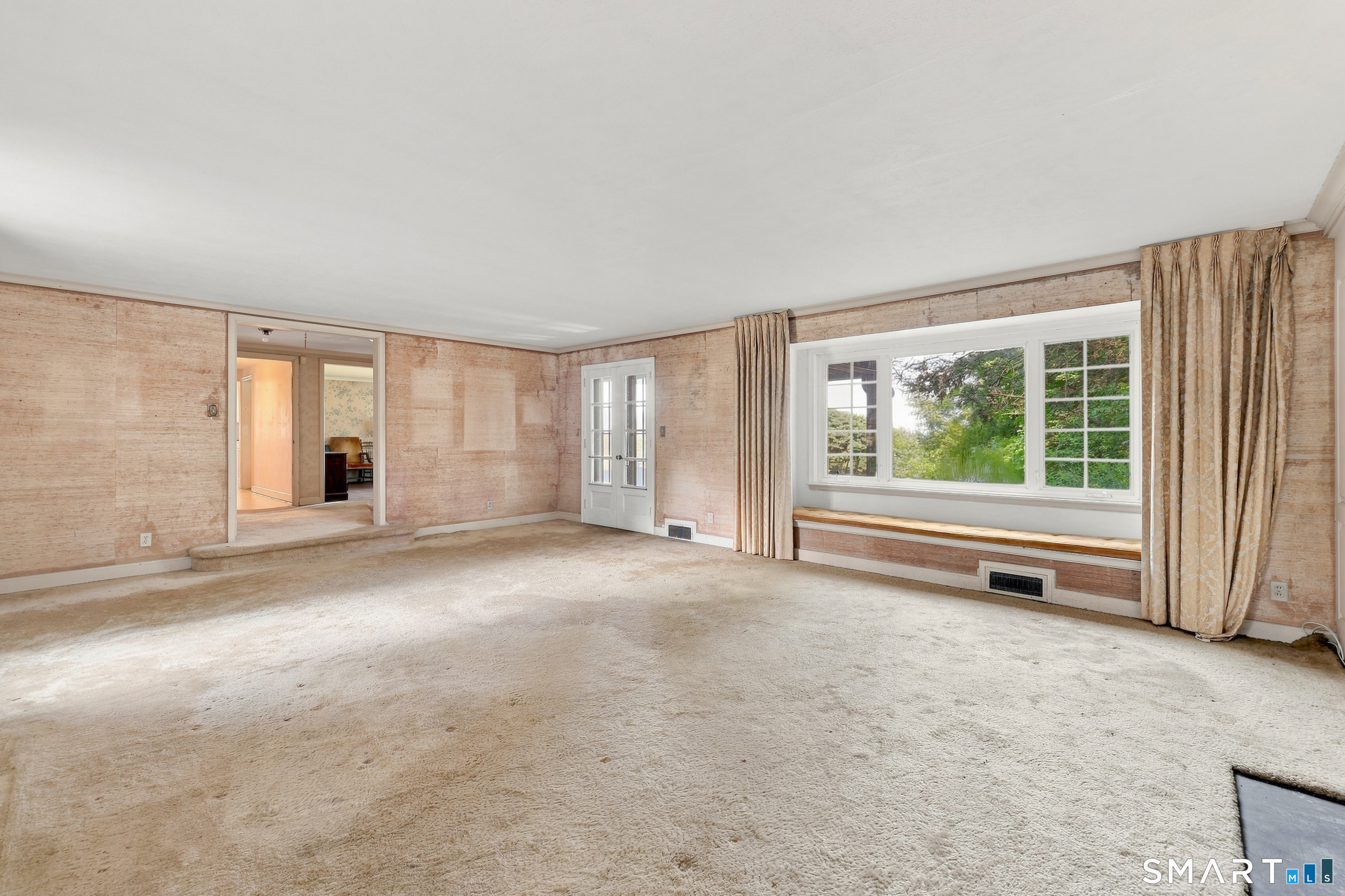 54 Ferncliff Drive photo 13