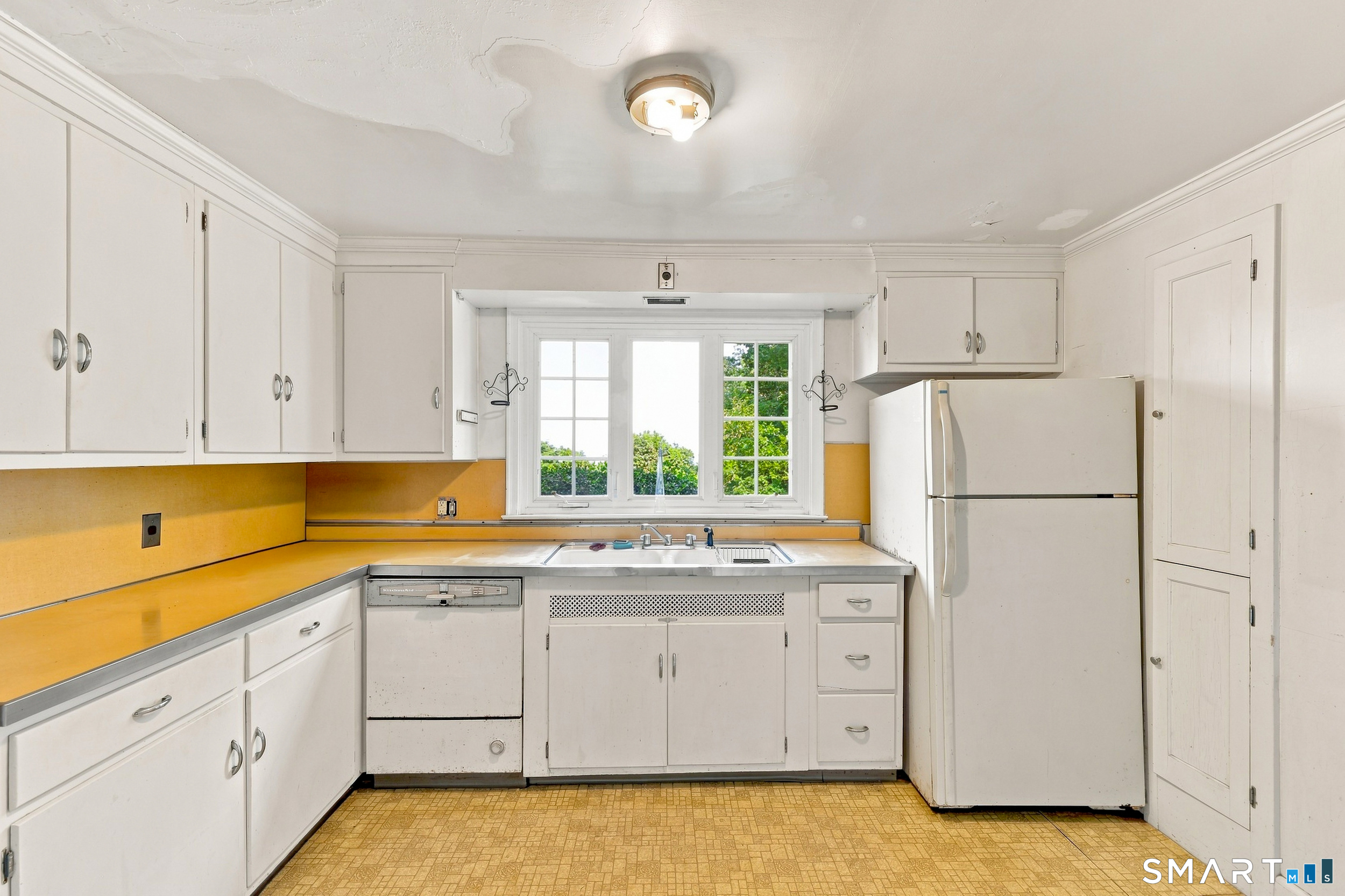 54 Ferncliff Drive photo 14