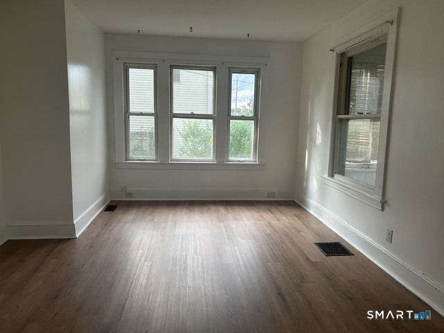 97 Loomis Street photo 2